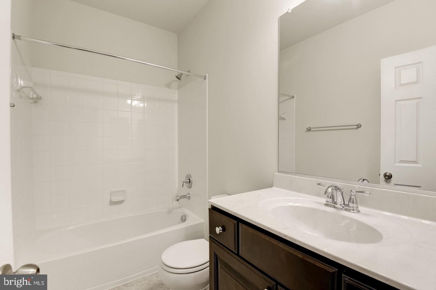 BELMONT RUN - Residential Lease