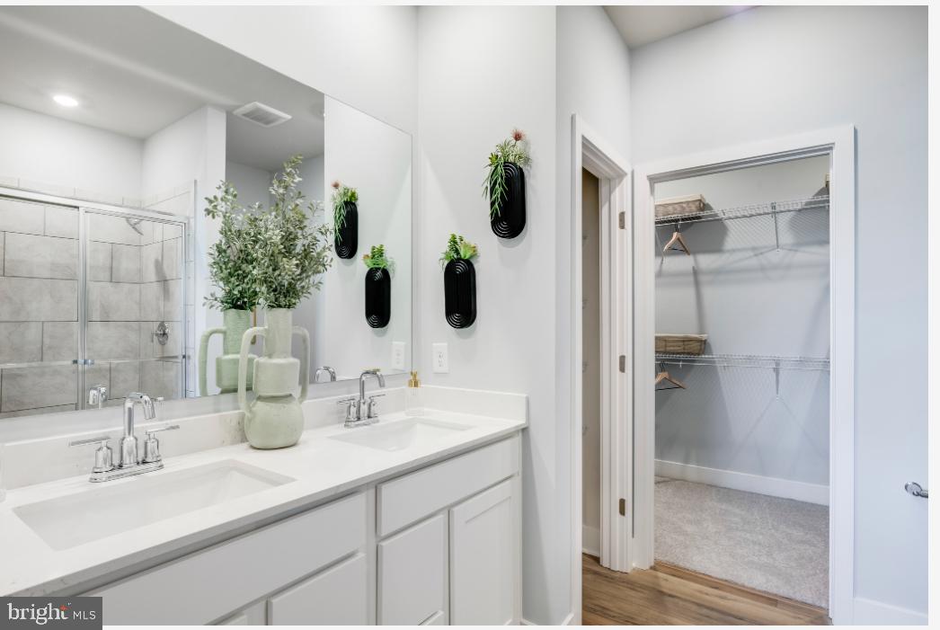 ST CHARLES - Residential