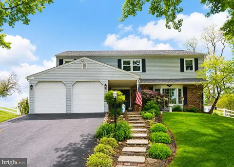 41 Estate Road, Boyertown, PA 19512 - MLS#: PAMC2179242