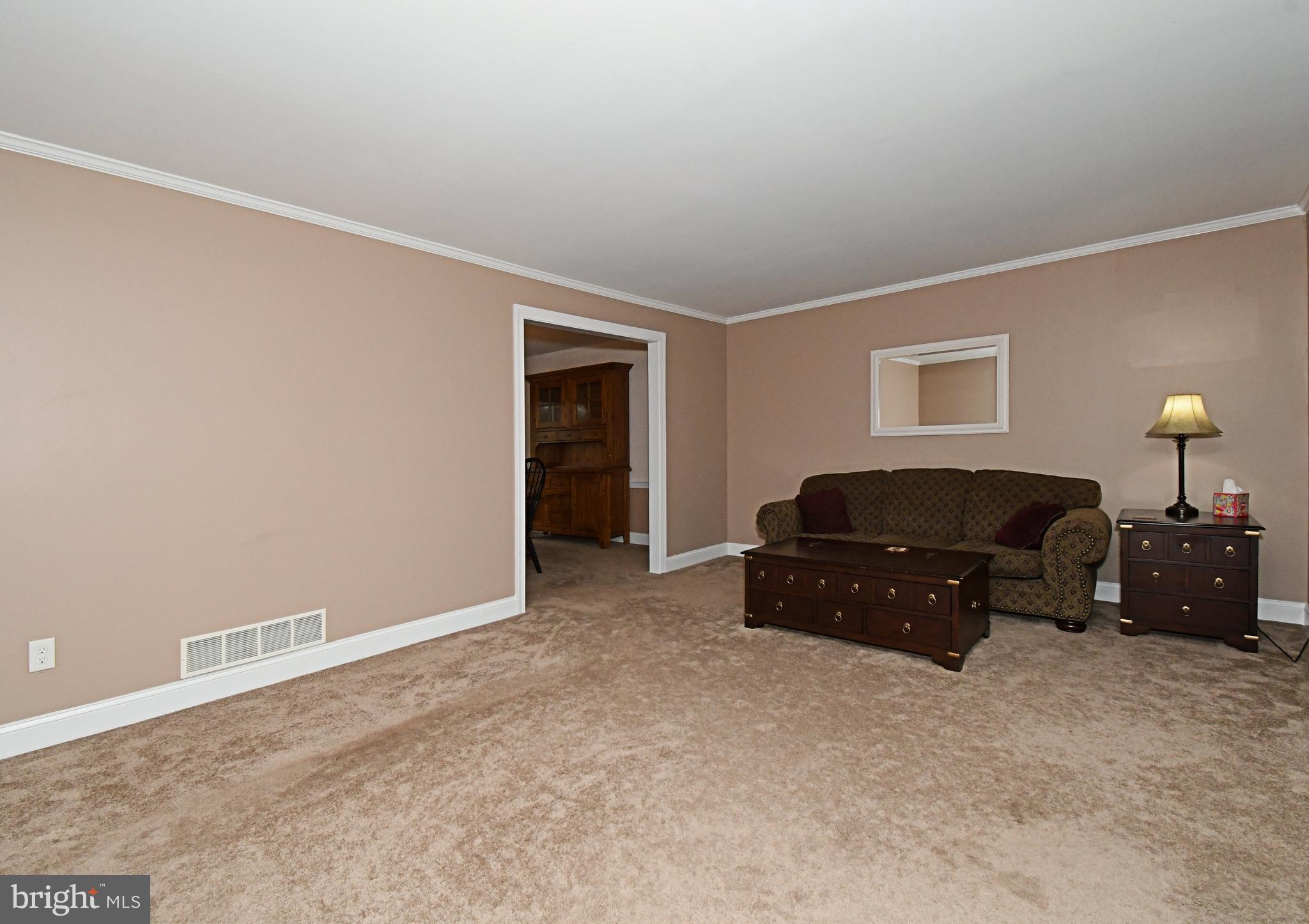 PRESIDENTIAL ESTS - Residential