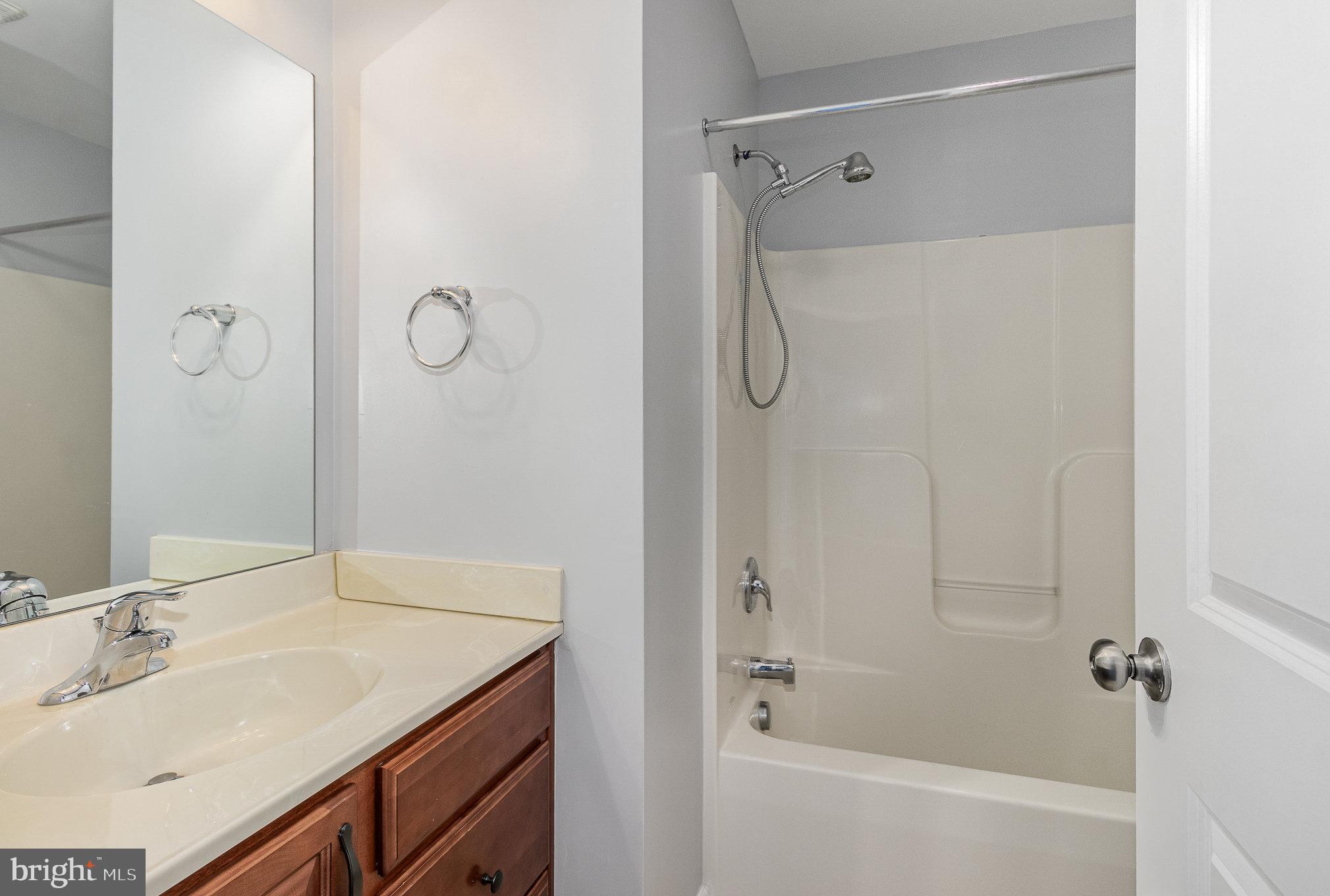 UPPER ALLEN TWP - Residential Lease