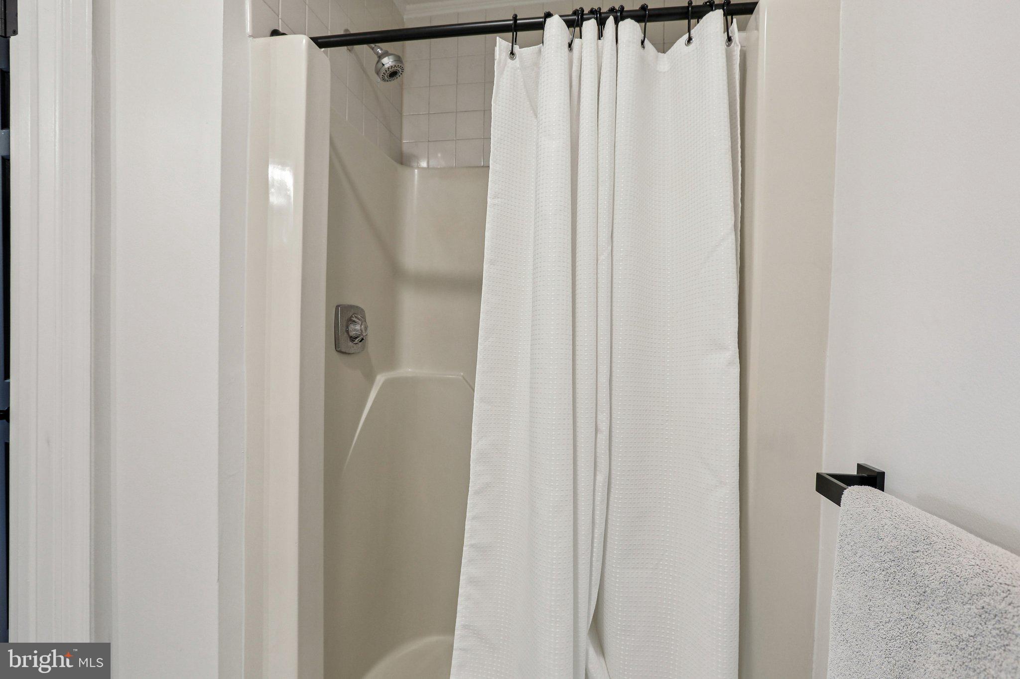 RIVERSIDE - Residential