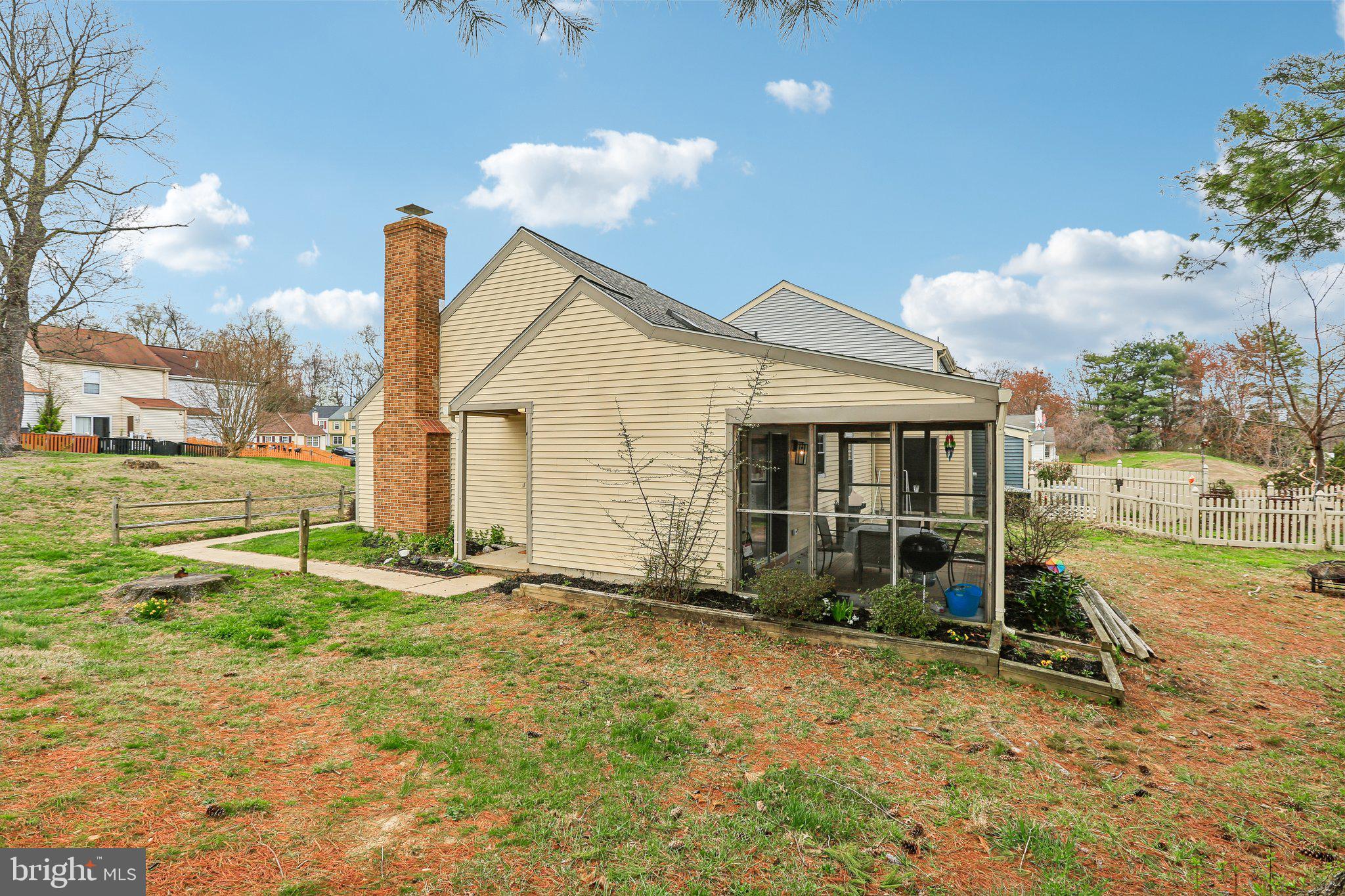 RIVERSIDE - Residential