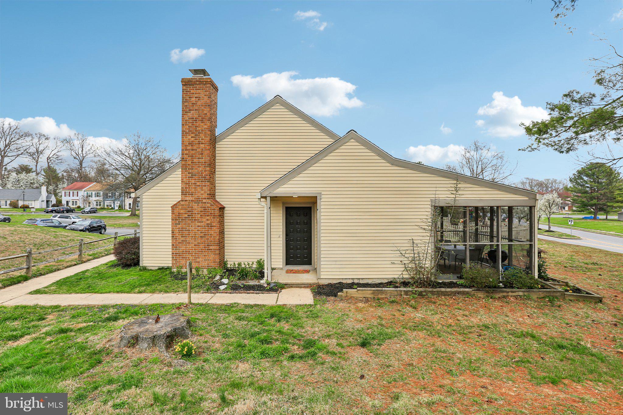 RIVERSIDE - Residential