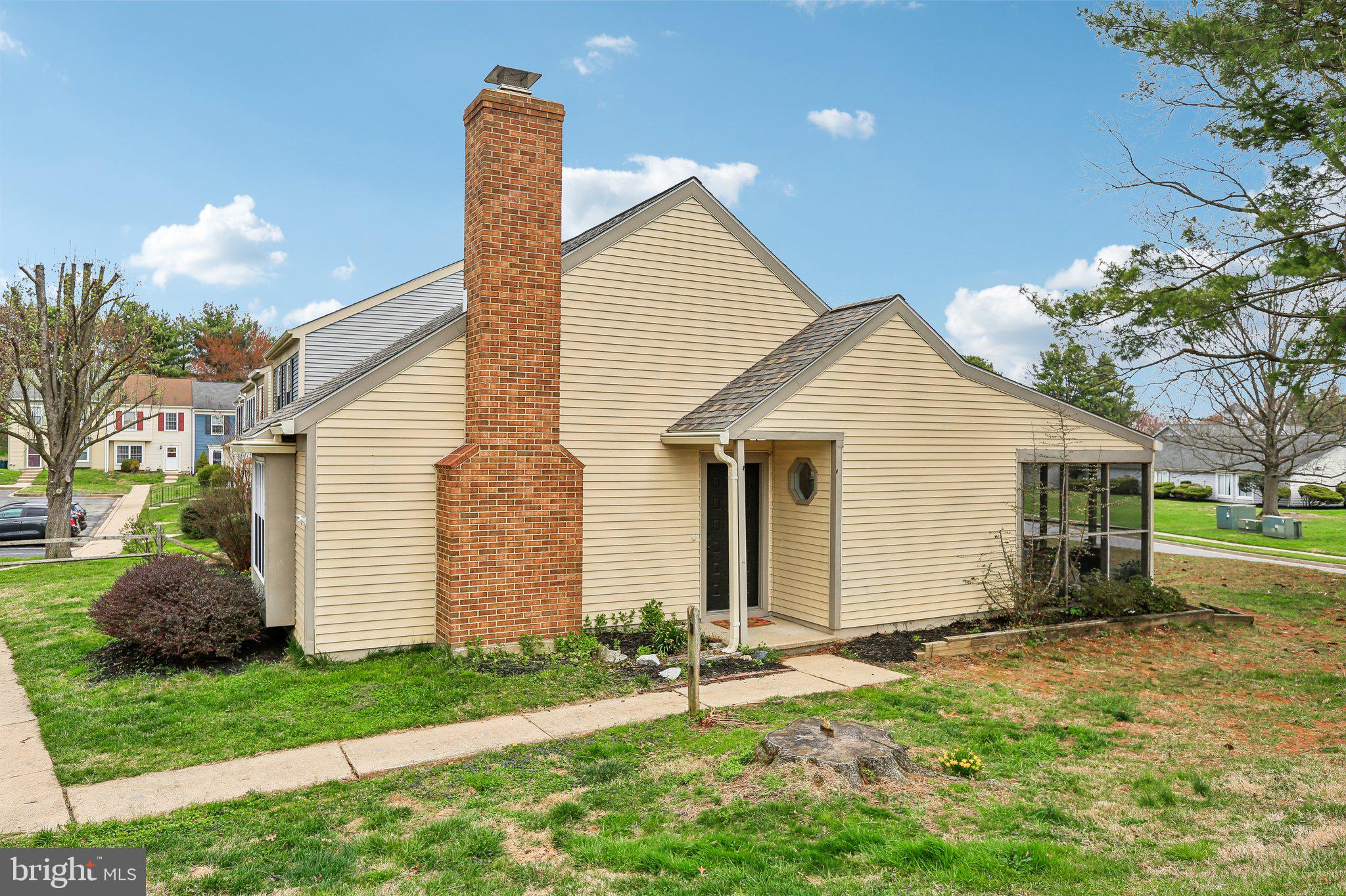 RIVERSIDE - Residential