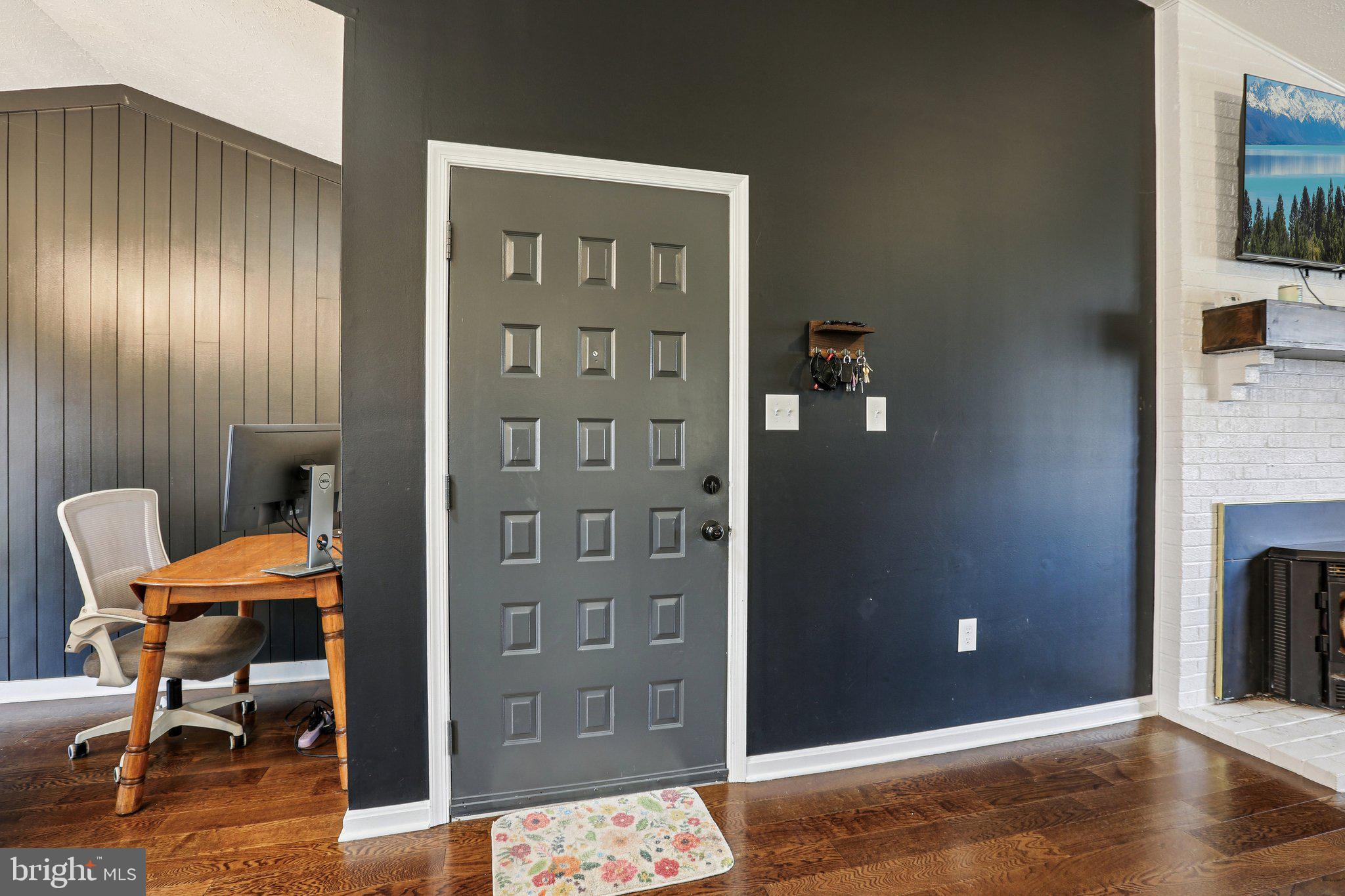 RIVERSIDE - Residential