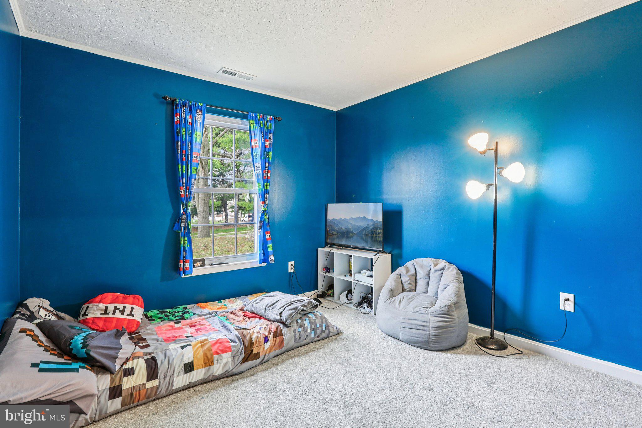 RIVERSIDE - Residential