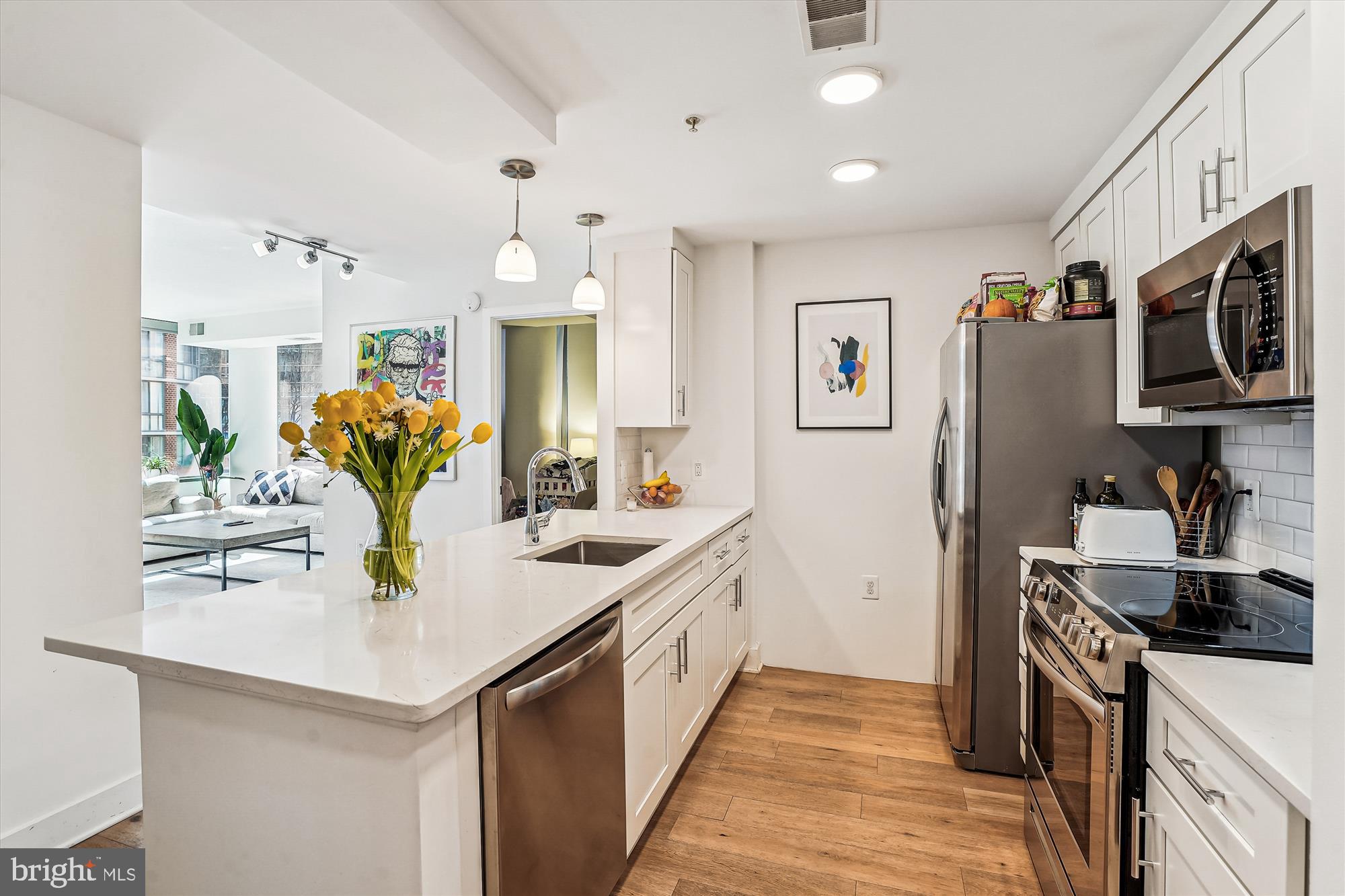 ODYSSEY - Residential Lease