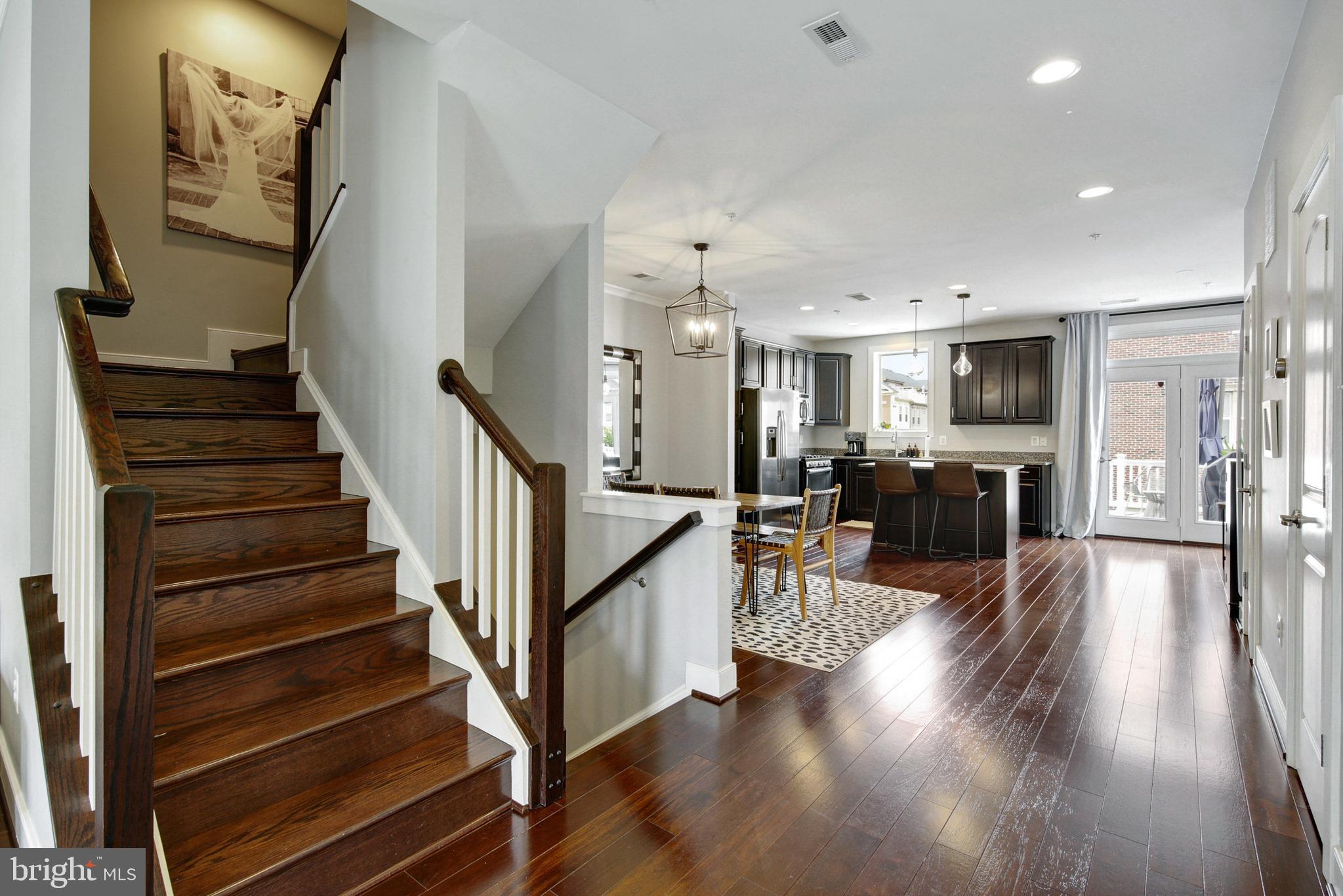 CROWN FARM - Residential