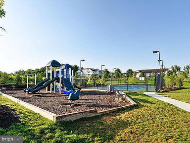 CROWN FARM - Residential