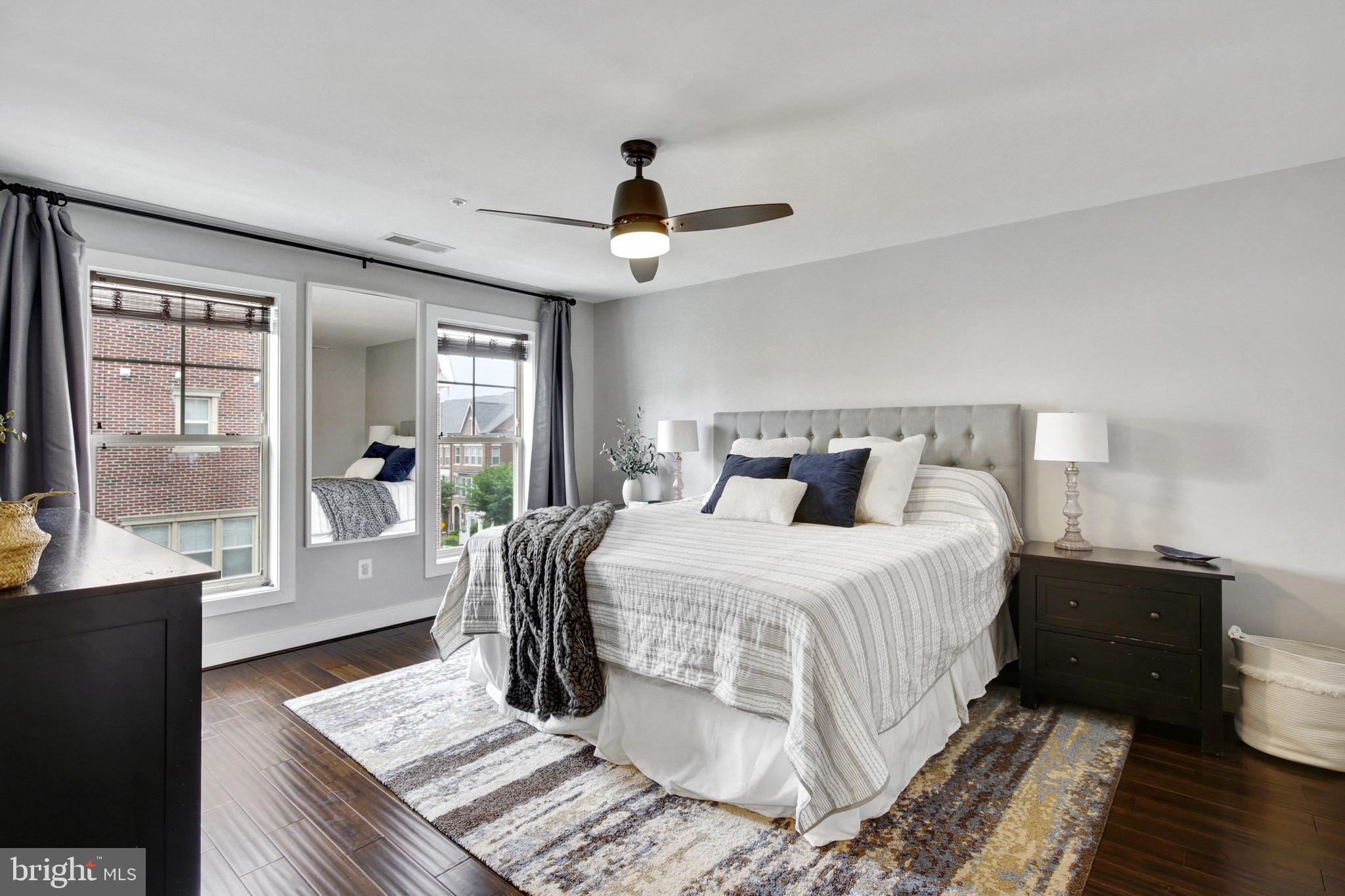 CROWN FARM - Residential