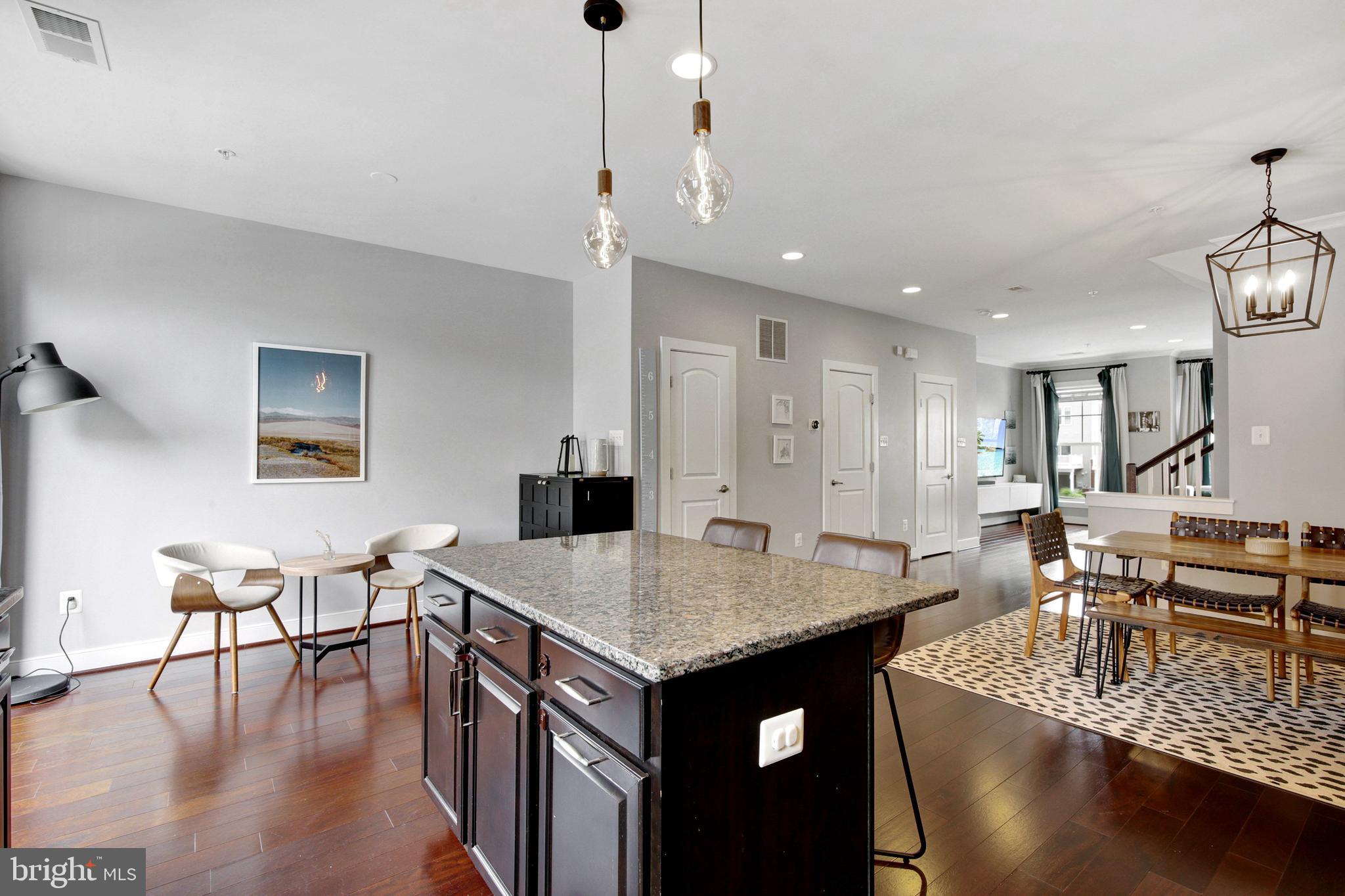 CROWN FARM - Residential