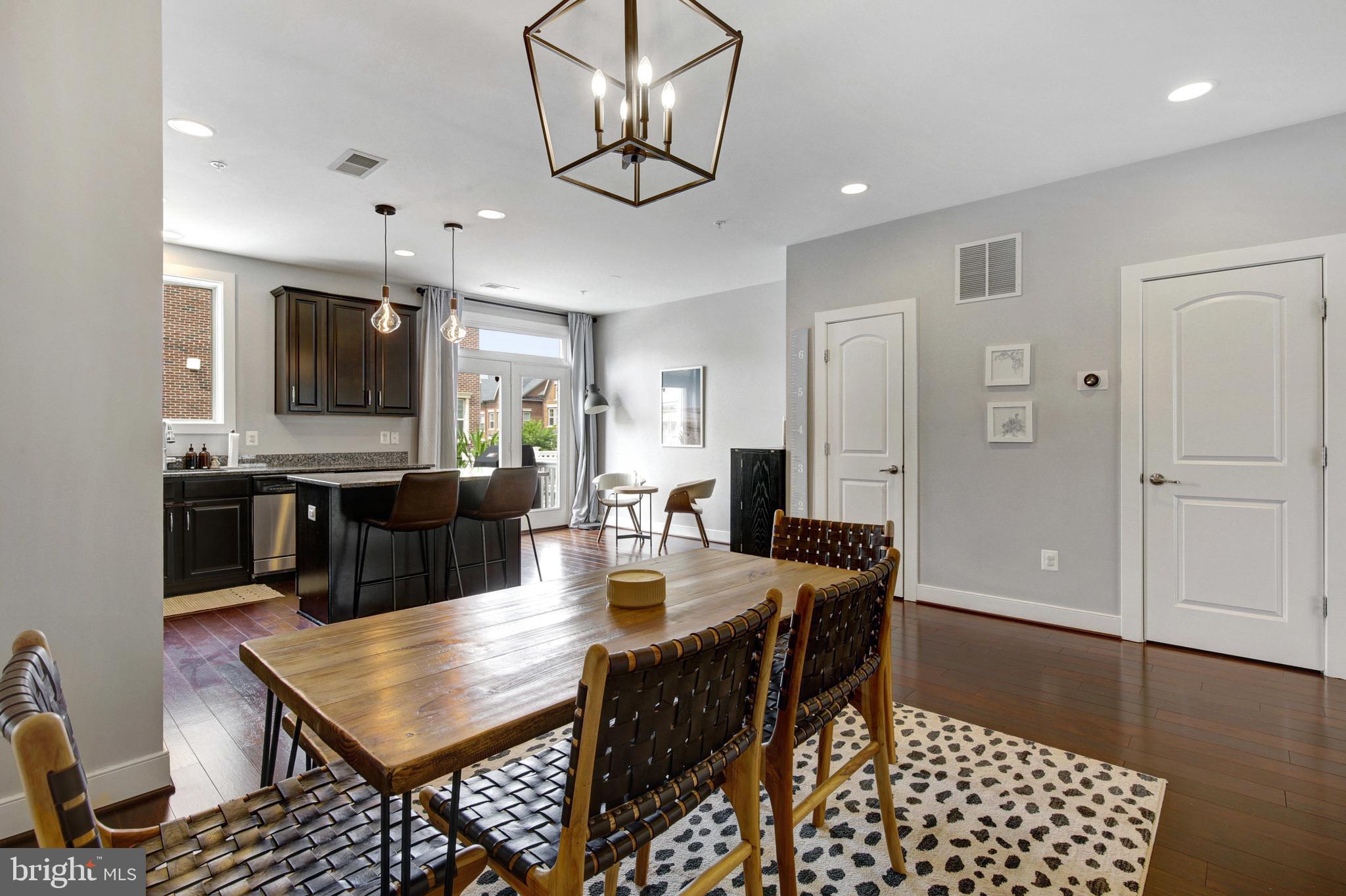 CROWN FARM - Residential