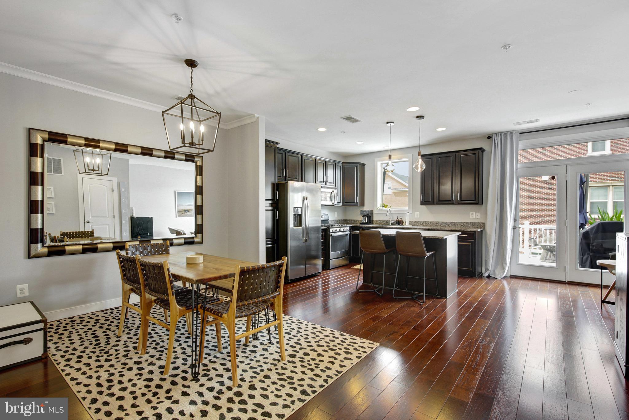 CROWN FARM - Residential