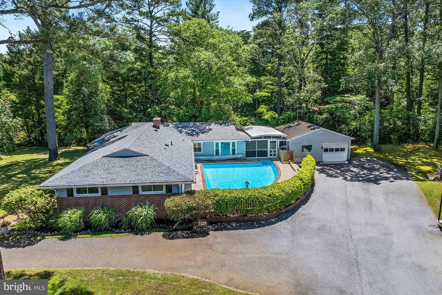 618 PINE BLUFF ROAD