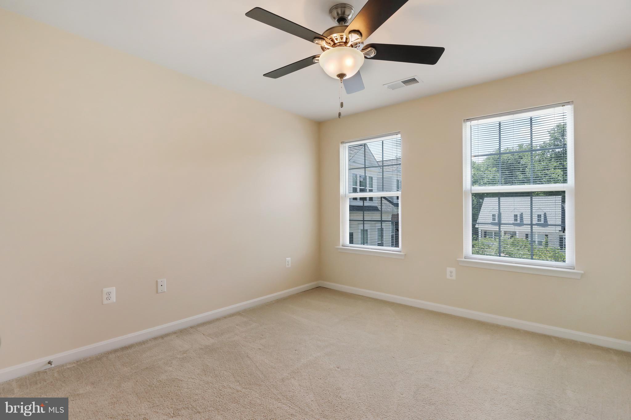 THE VILLAGES OF STEEPLEC - Residential