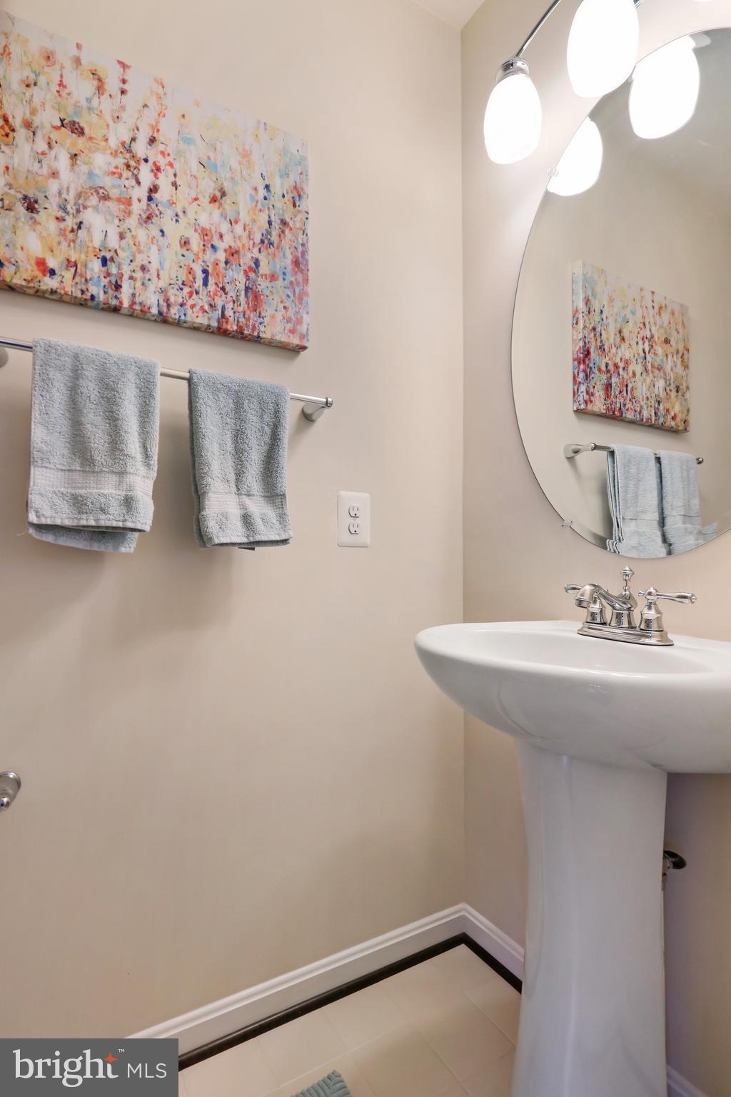 THE VILLAGES OF STEEPLEC - Residential