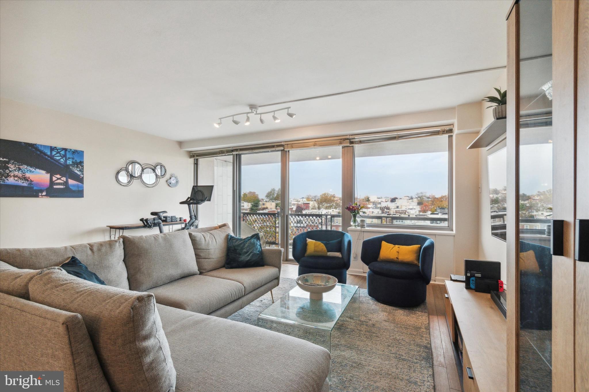 ART MUSEUM AREA - Residential