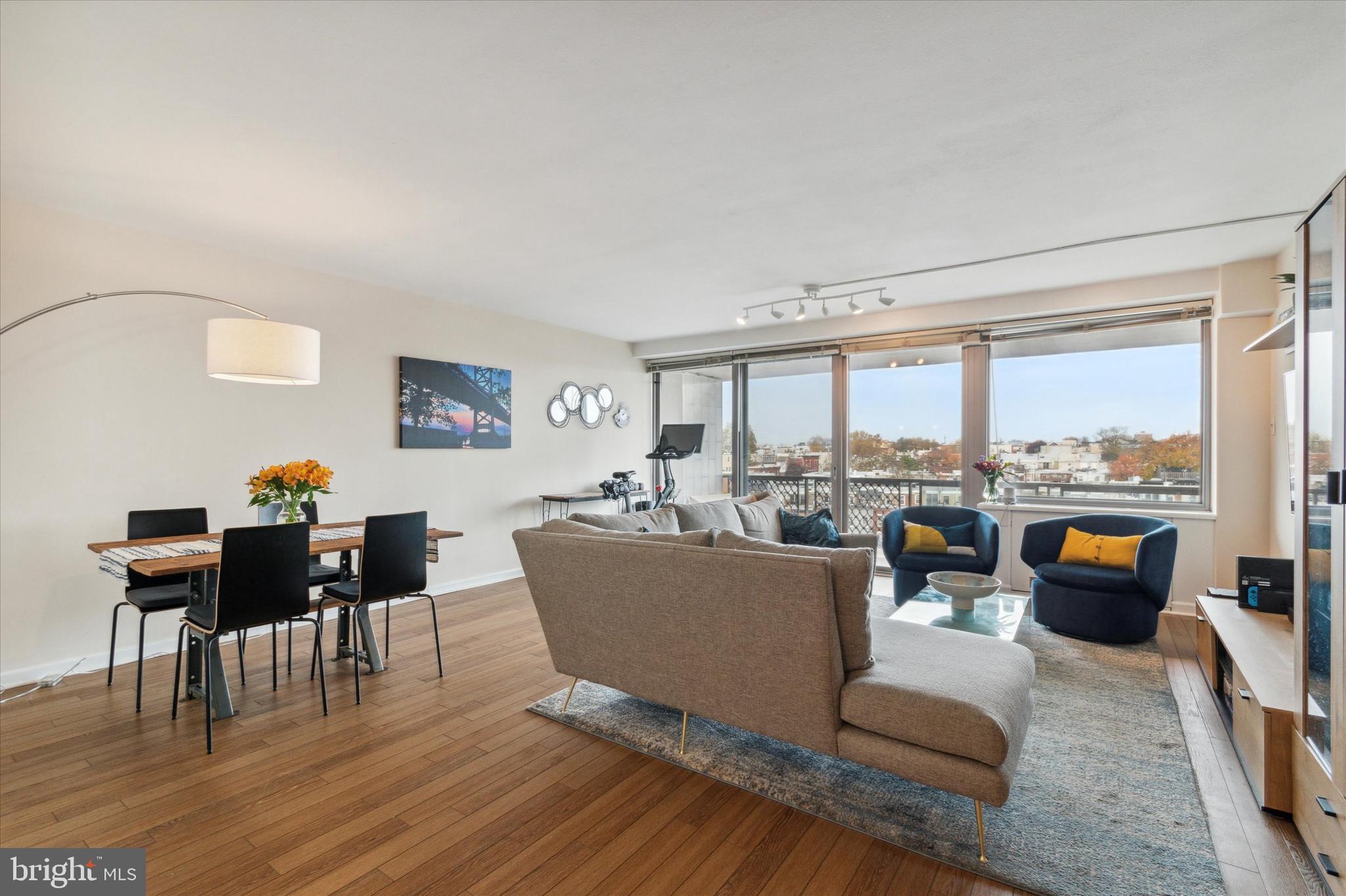 ART MUSEUM AREA - Residential