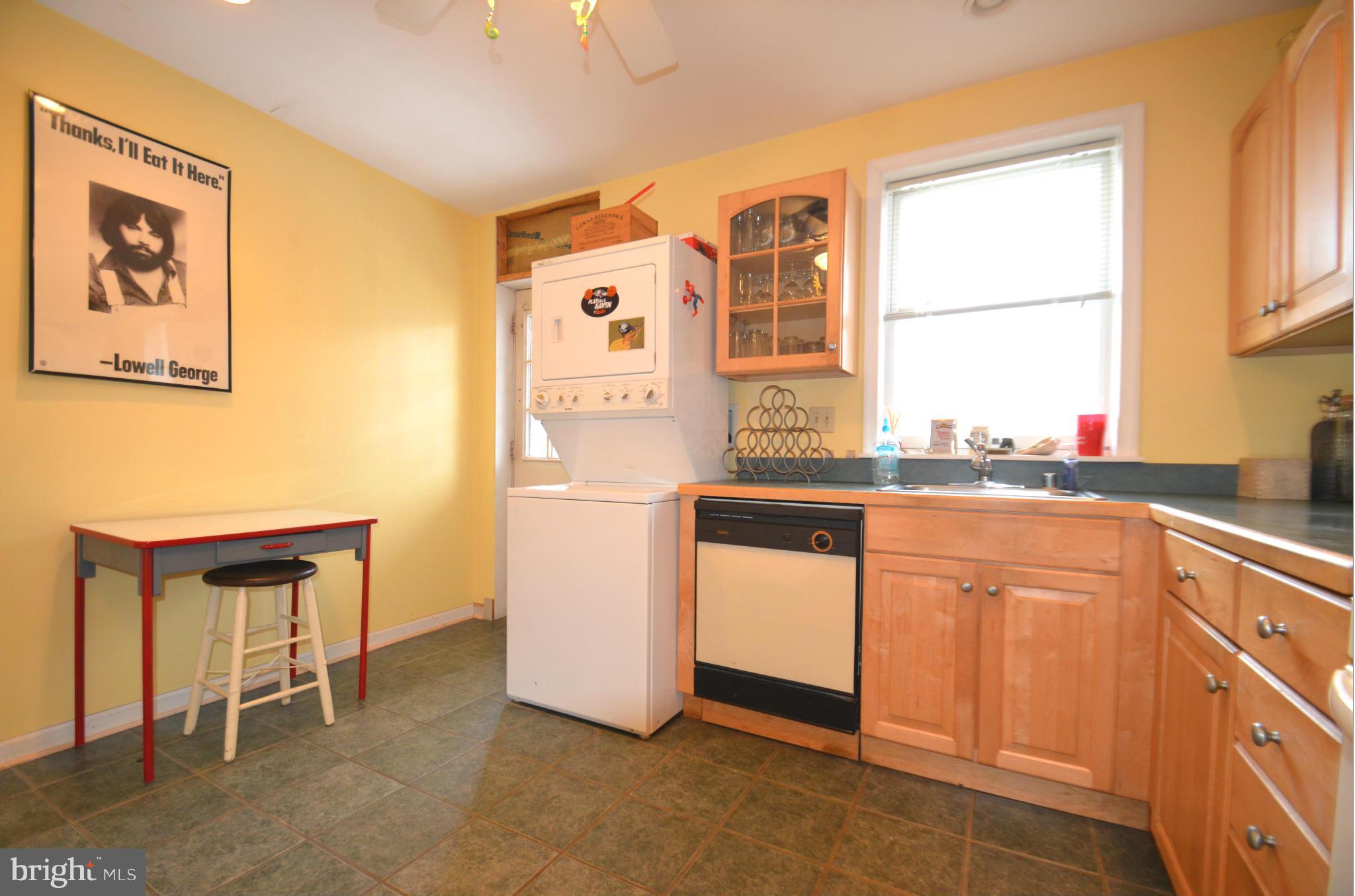 CHARLES VILLAGE - Residential