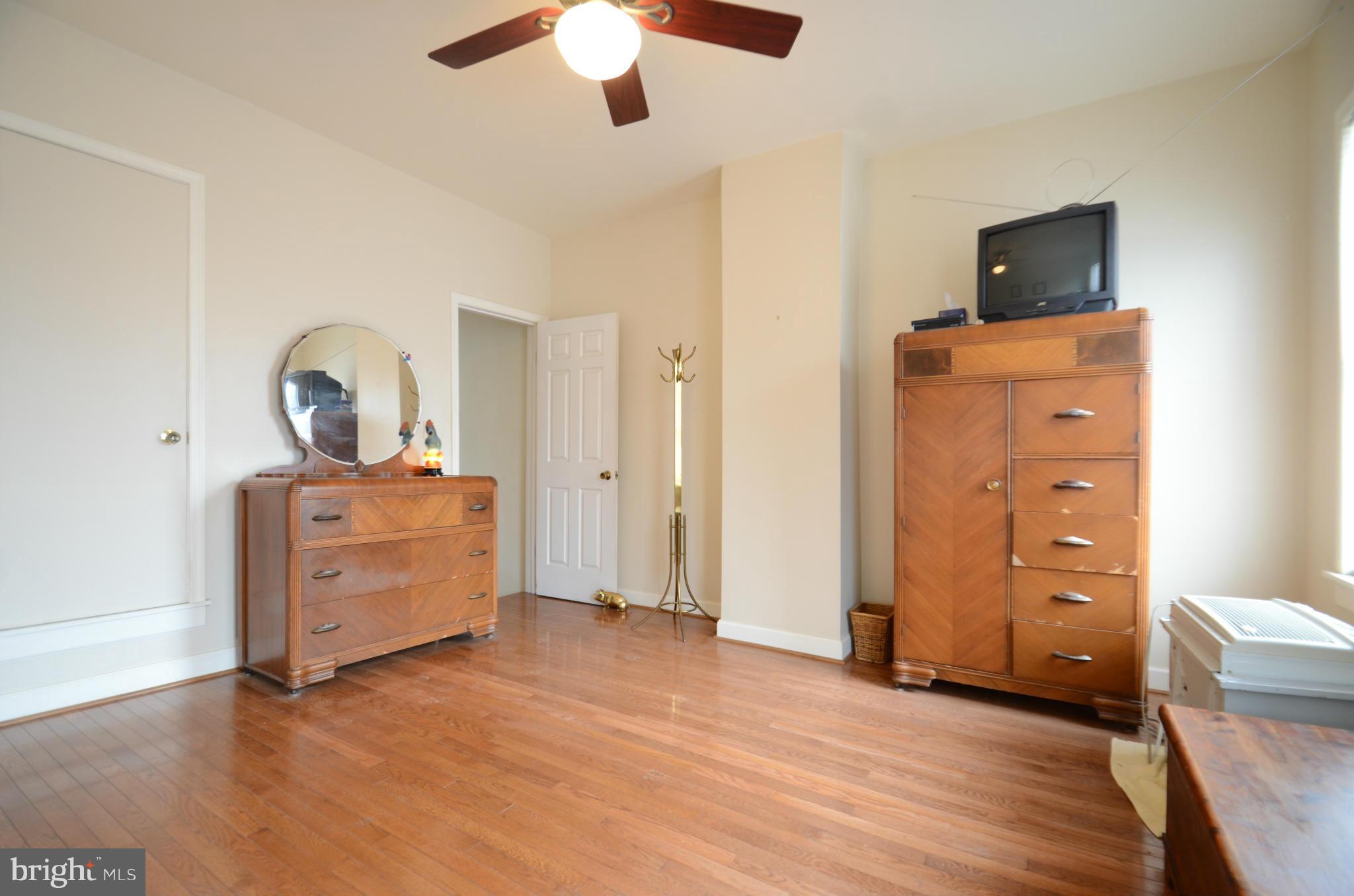 CHARLES VILLAGE - Residential