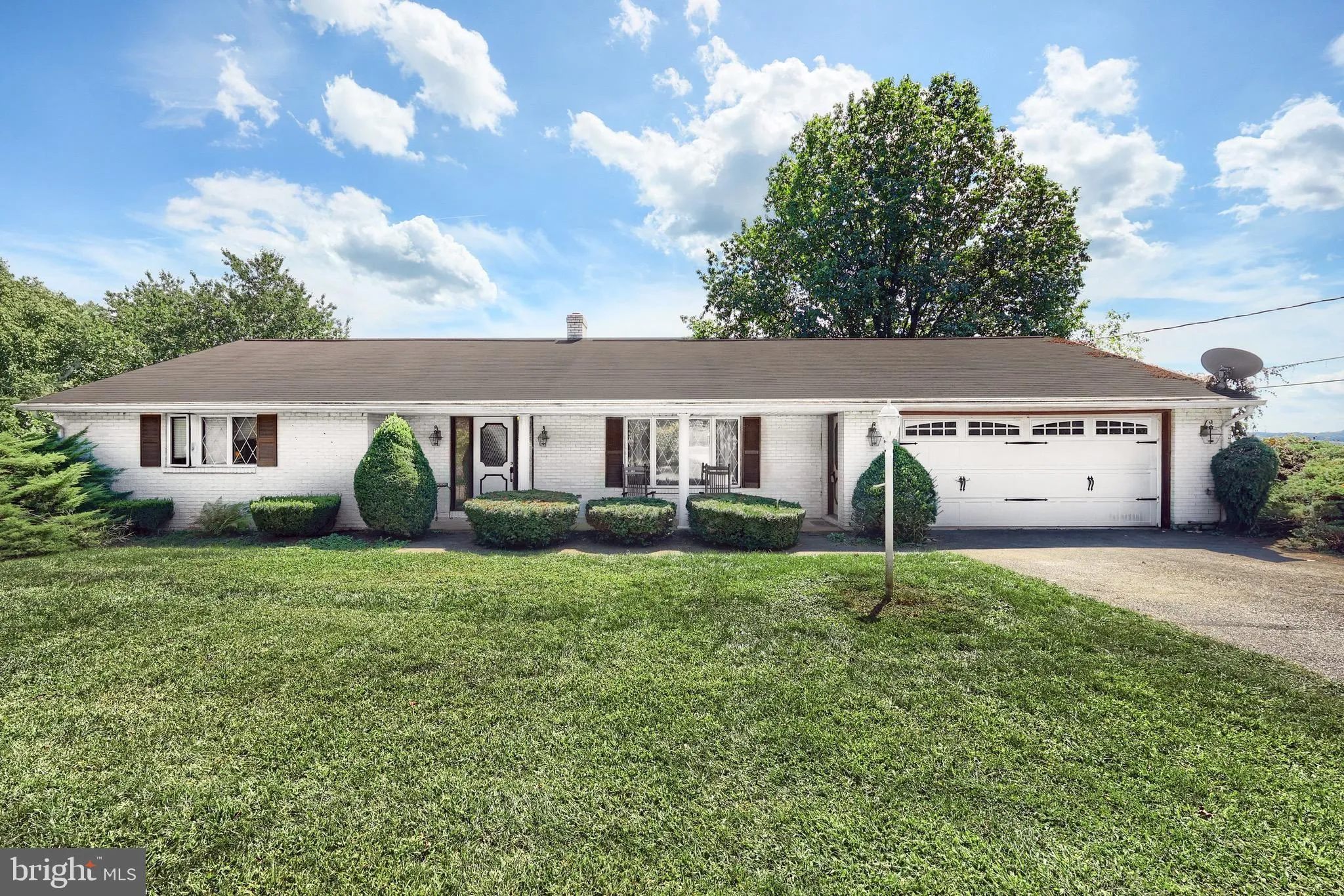 Seven Valleys, Pennsylvania 17360, United States, 4 Bedrooms Bedrooms, ,3 BathroomsBathrooms,Residential,Pending,200689