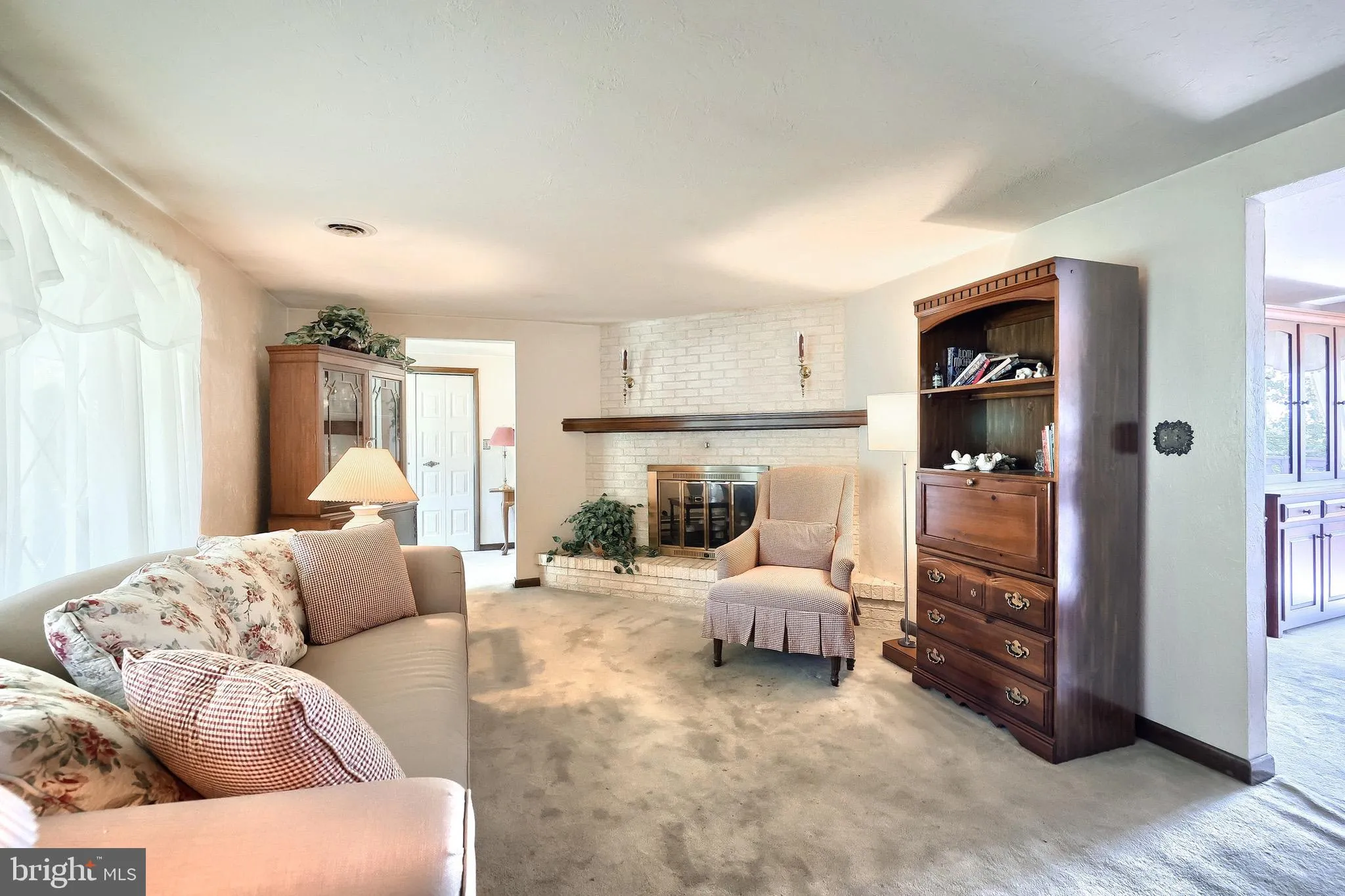 Seven Valleys, Pennsylvania 17360, United States, 4 Bedrooms Bedrooms, ,3 BathroomsBathrooms,Residential,Pending,200689