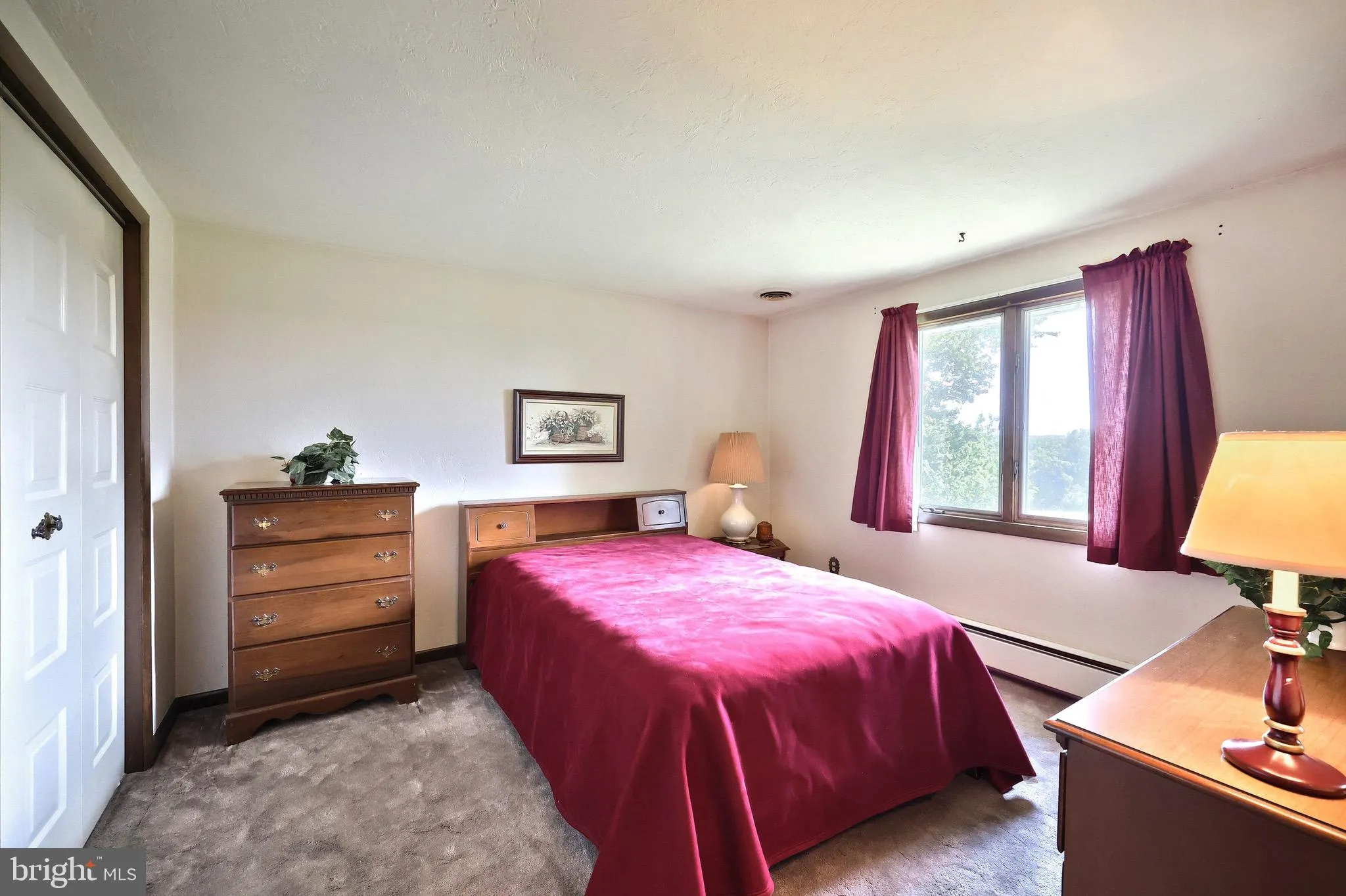 Seven Valleys, Pennsylvania 17360, United States, 4 Bedrooms Bedrooms, ,3 BathroomsBathrooms,Residential,Pending,200689