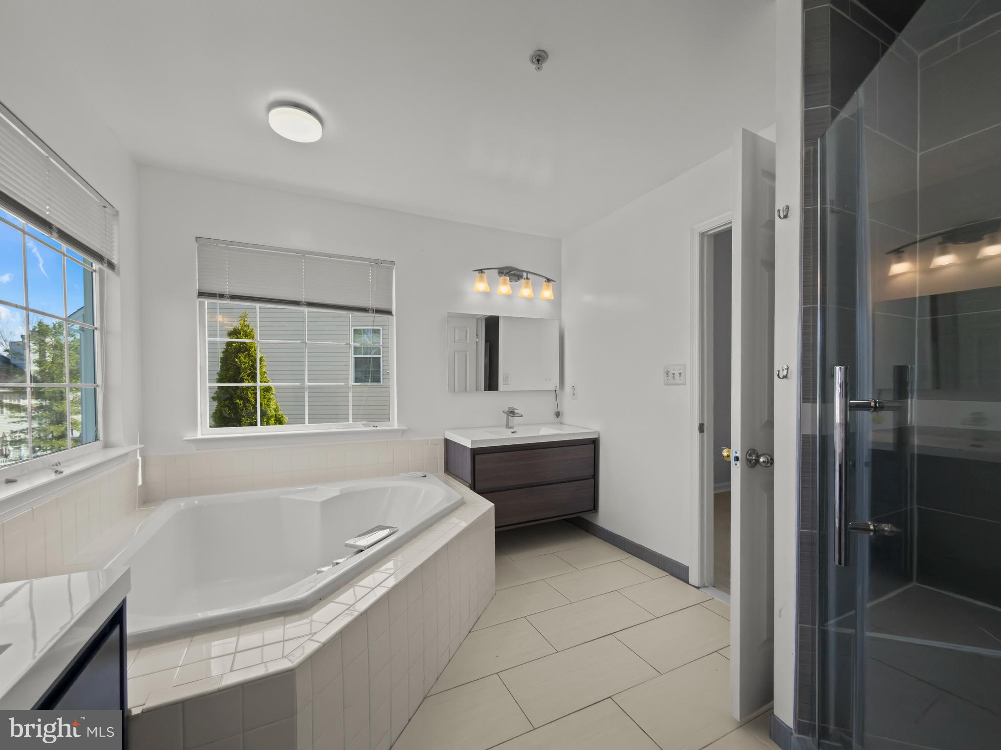 LONGWOOD - Residential