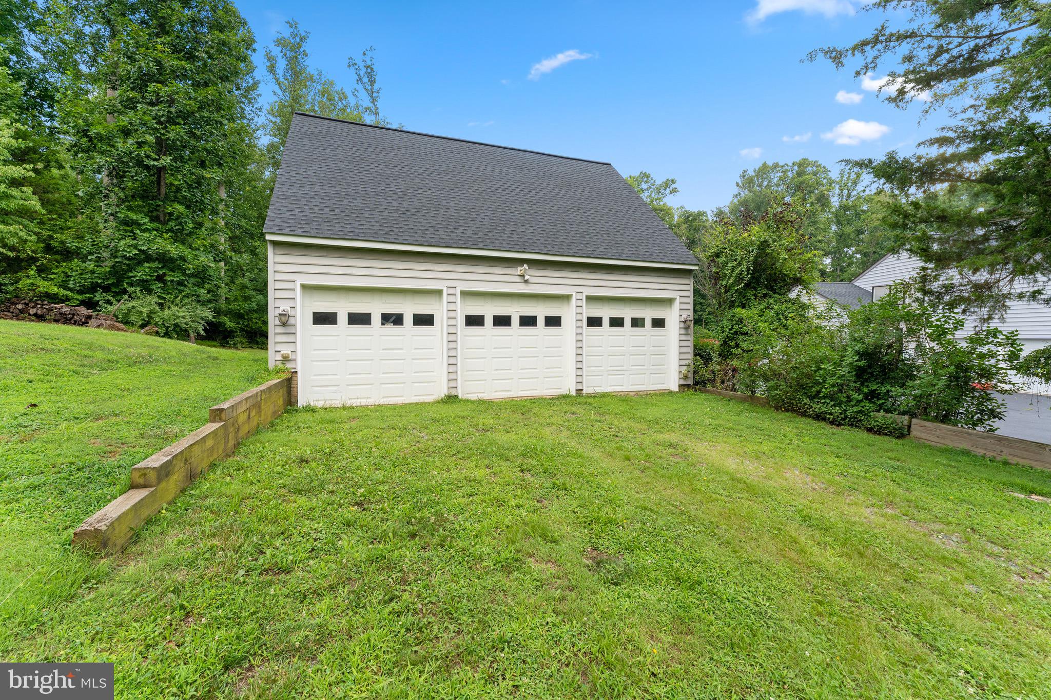 120 LONGWOOD DRIVE