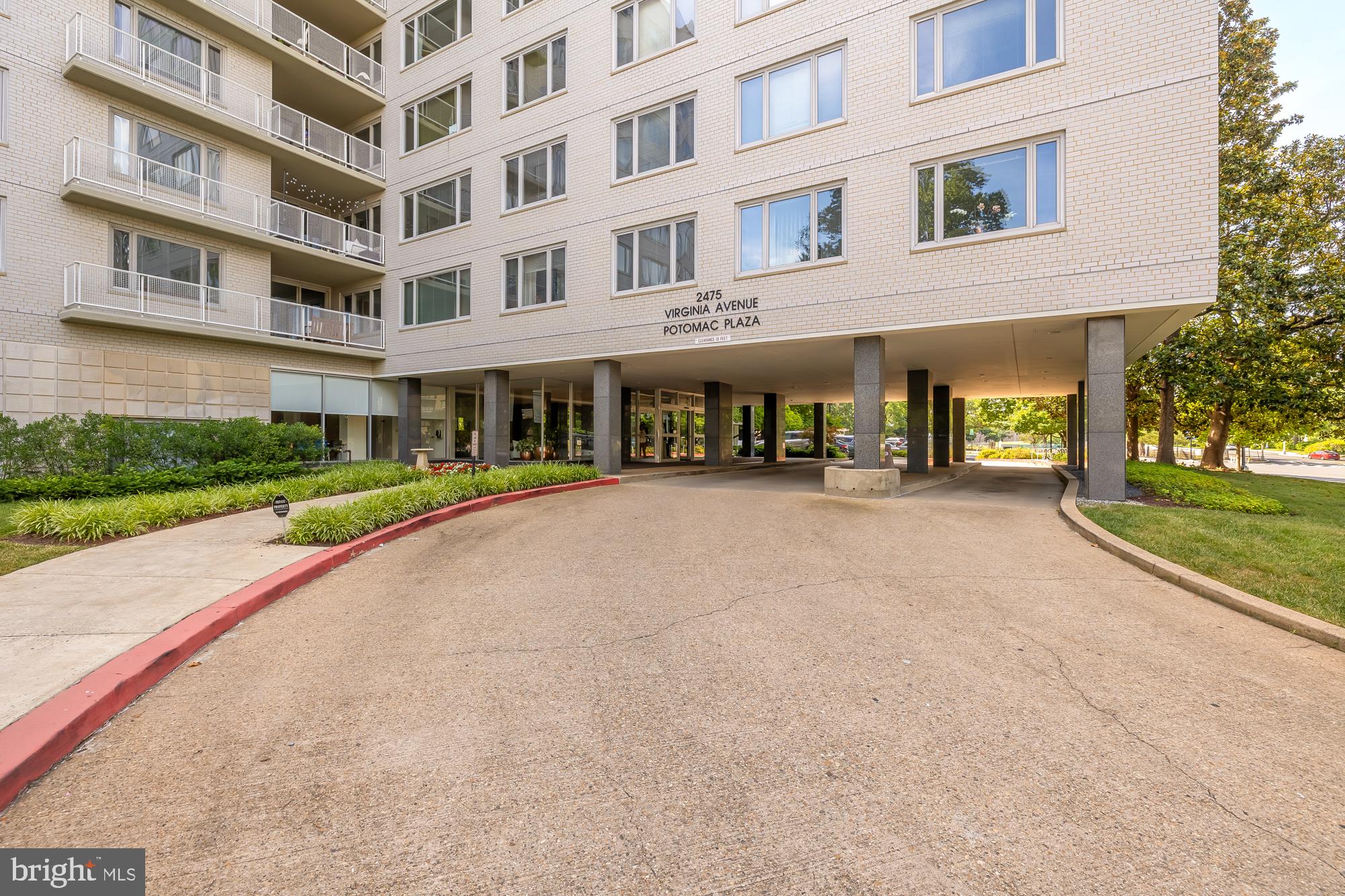 2475 VIRGINIA AVENUE NW 200/201