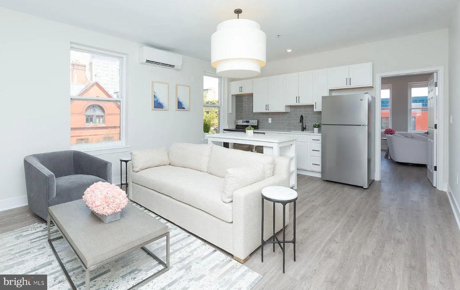 MOUNT VERNON PLACE HISTORIC DISTRICT - Residential Lease