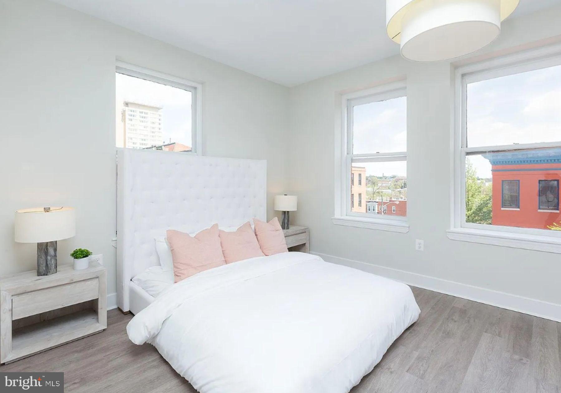 MOUNT VERNON PLACE HISTORIC DISTRICT - Residential Lease