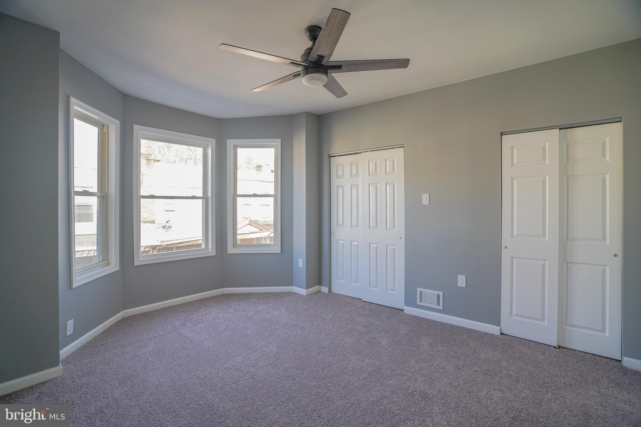 OXFORD CIRCLE - Residential