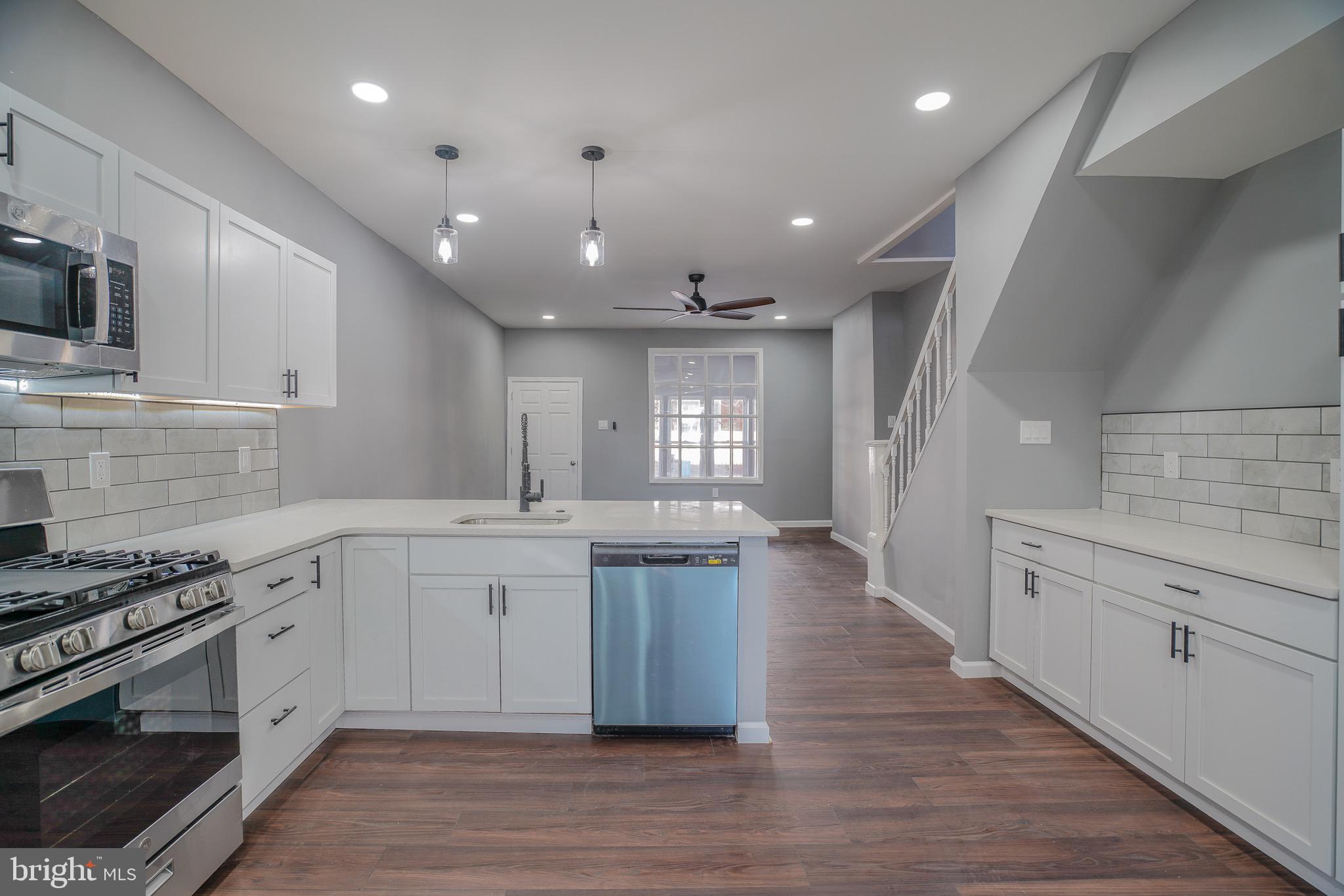 OXFORD CIRCLE - Residential