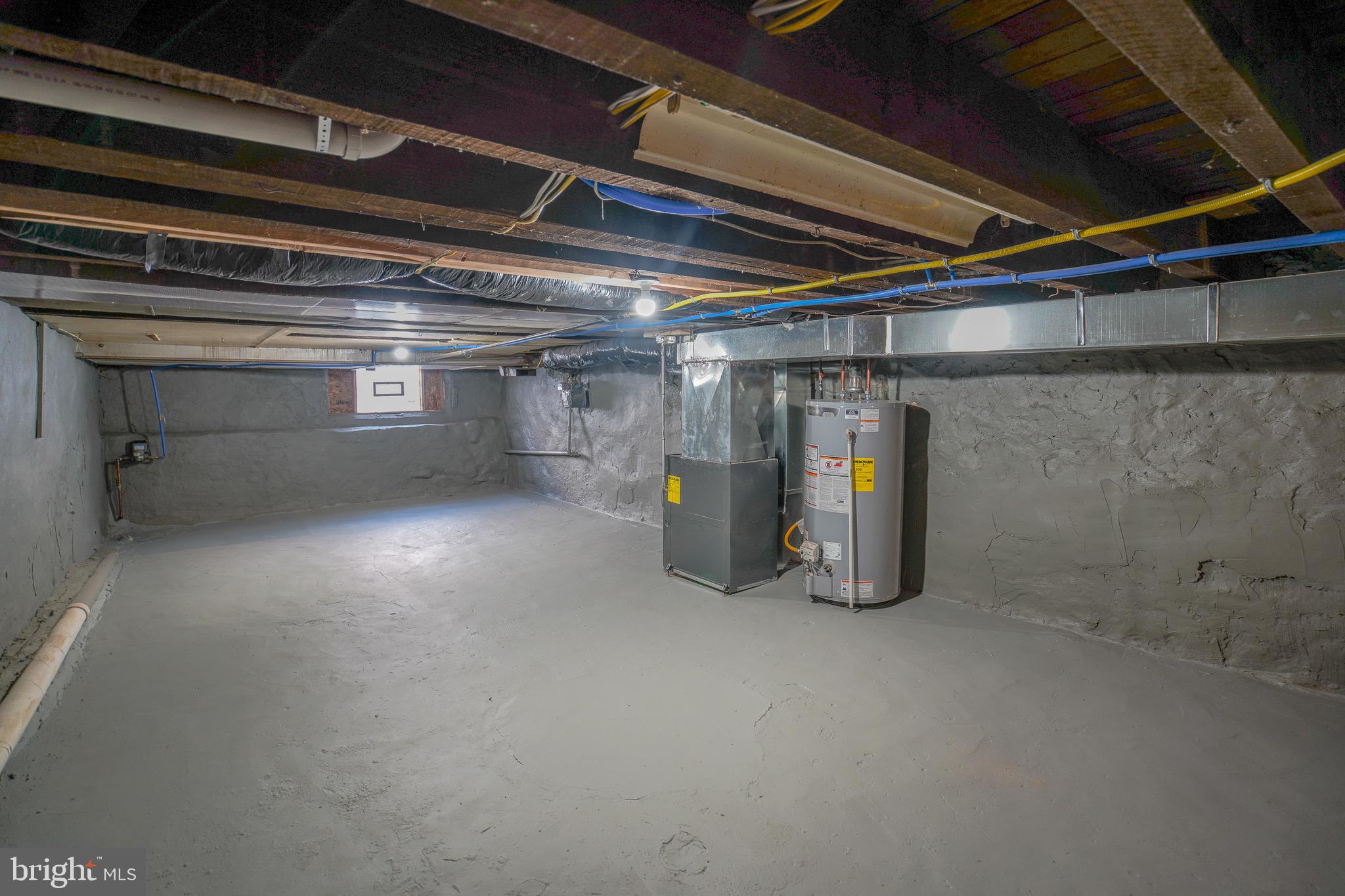 OXFORD CIRCLE - Residential