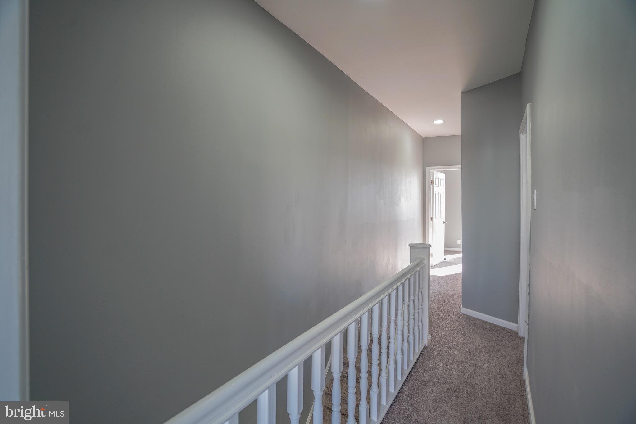 OXFORD CIRCLE - Residential