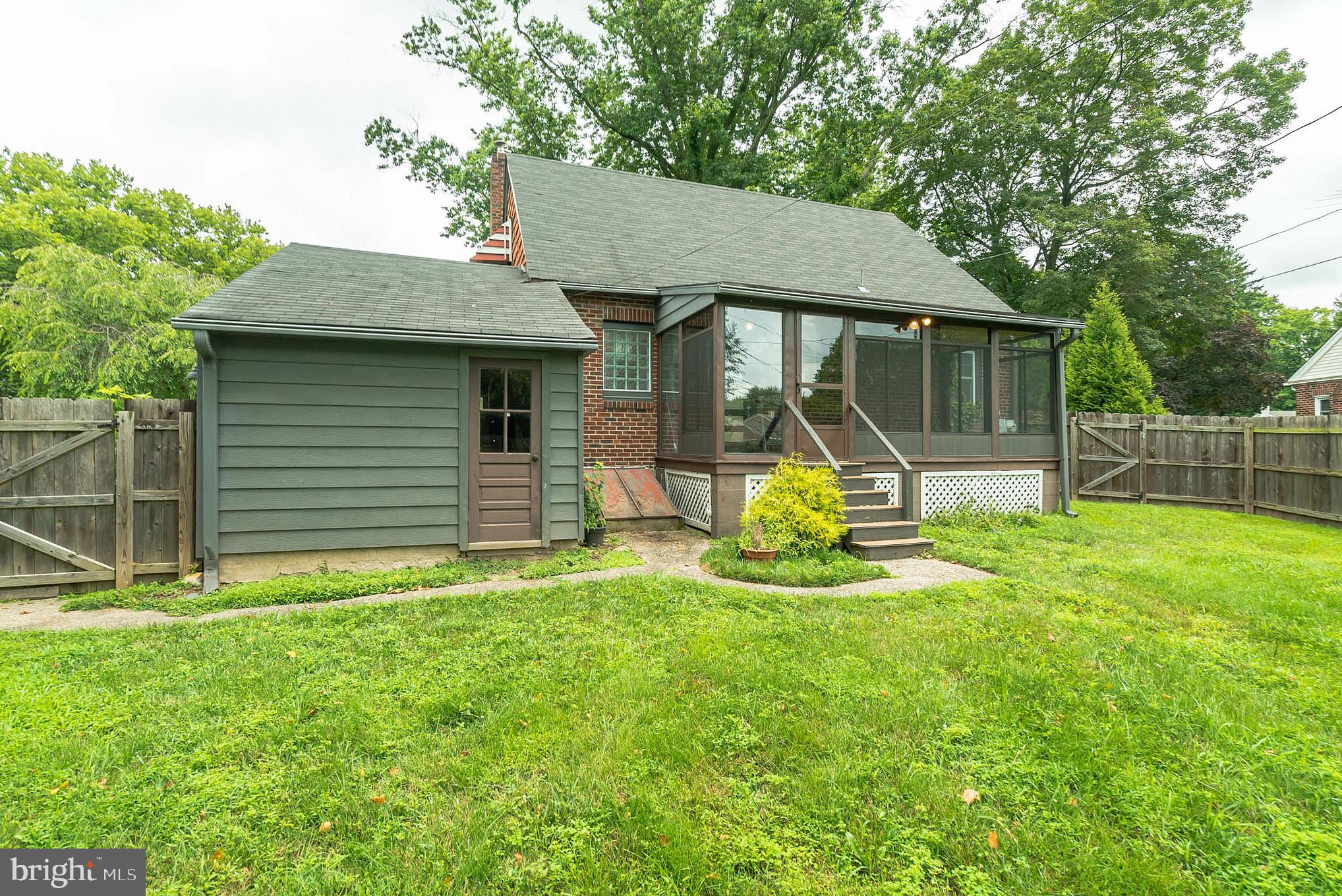 MAPLEWOOD - Residential Lease