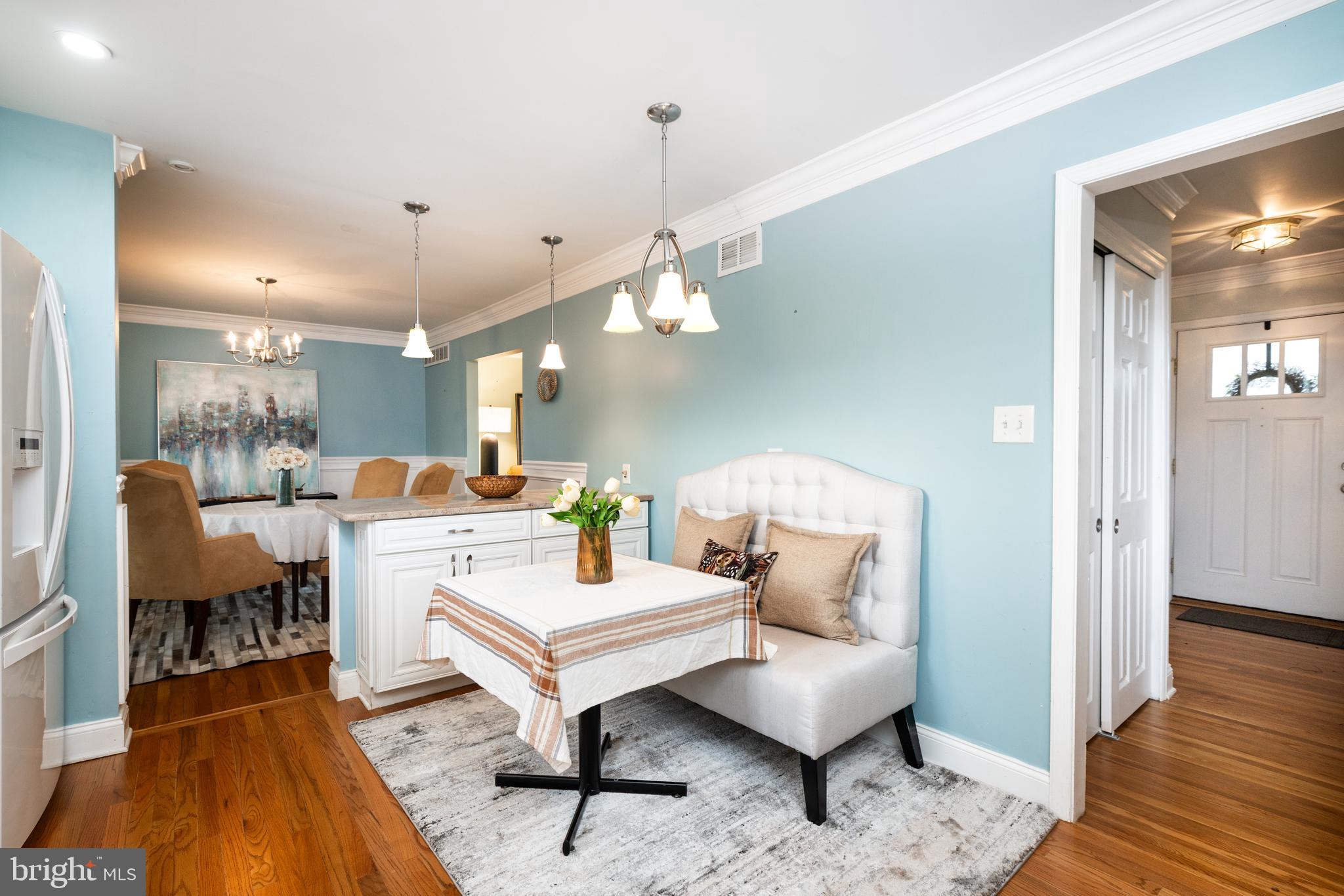 77 WHITE CLAY CRESCENT