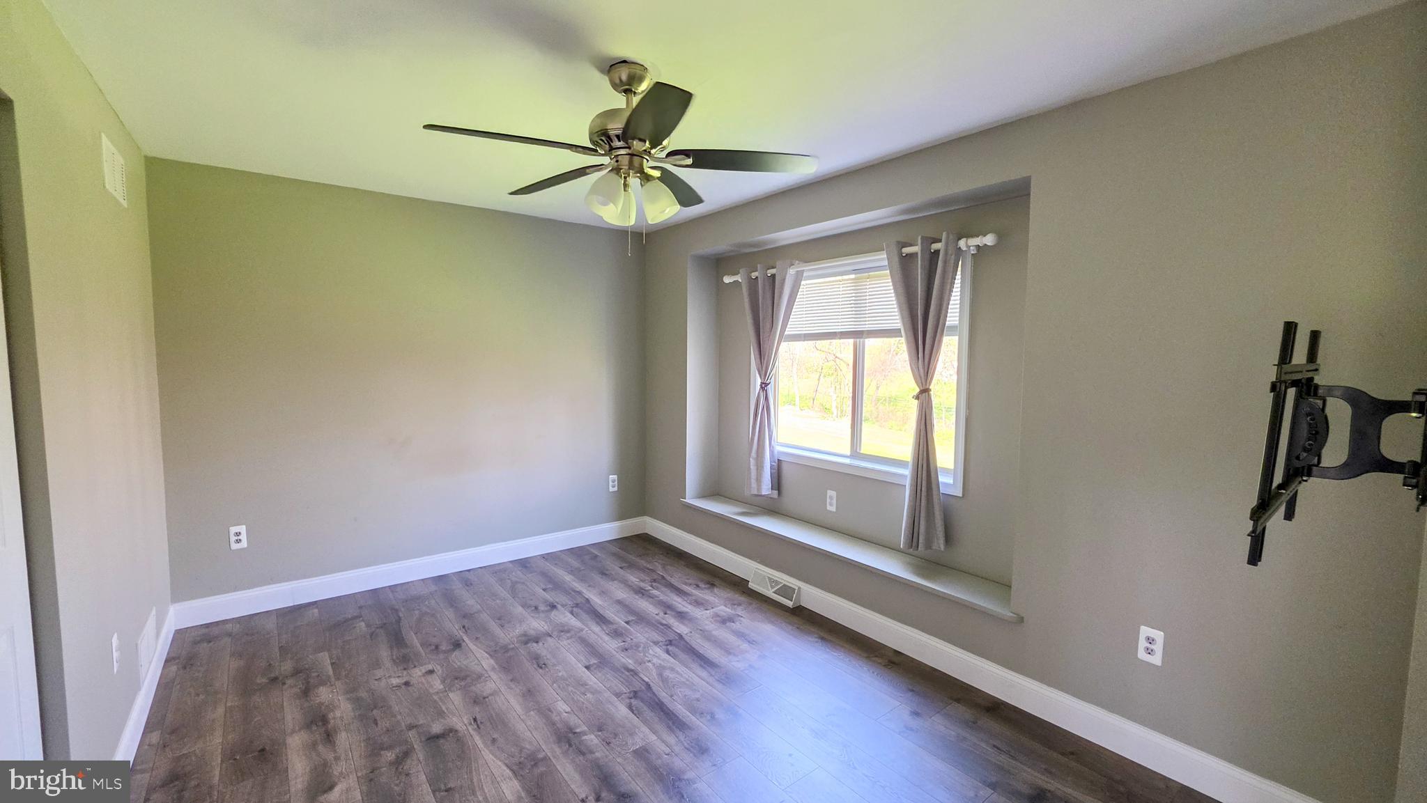 PORTERS SIDELING - Residential