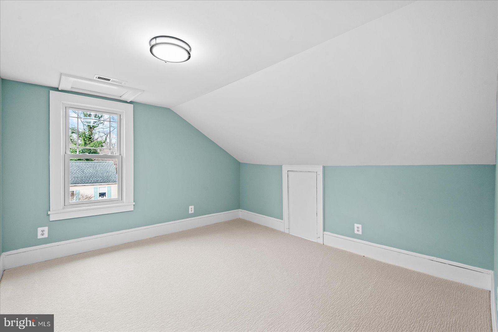 CLASSIC SHORES - Residential