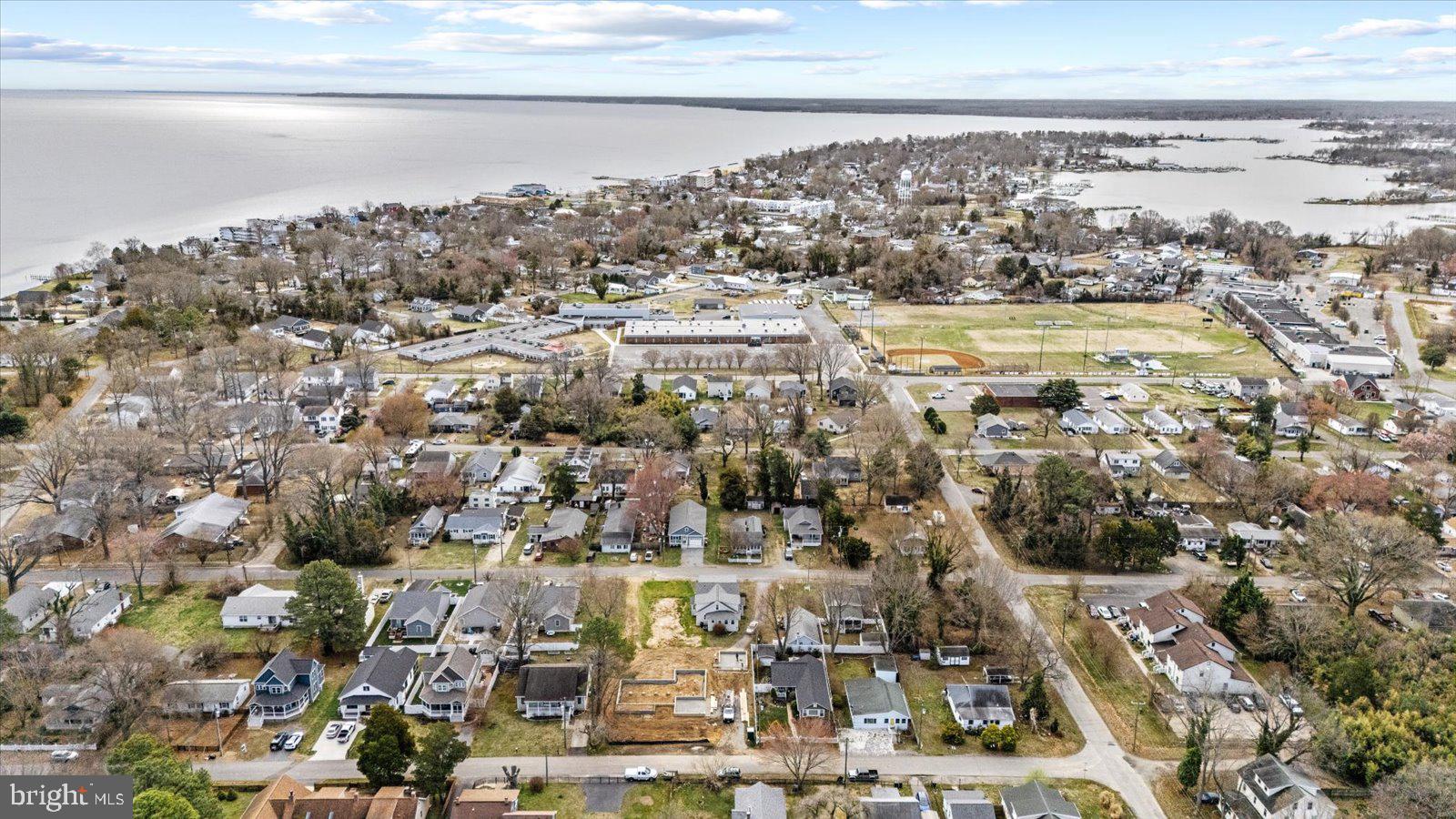 CLASSIC SHORES - Residential