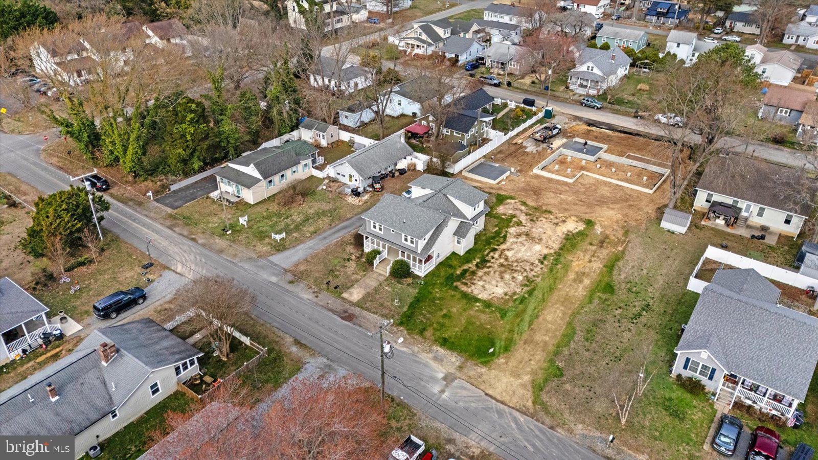 CLASSIC SHORES - Residential