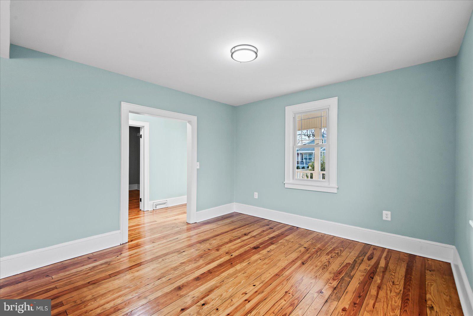 CLASSIC SHORES - Residential