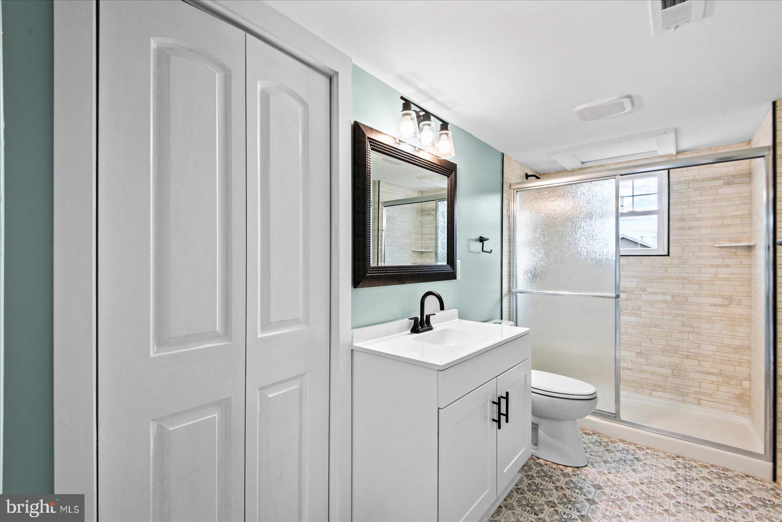 CLASSIC SHORES - Residential