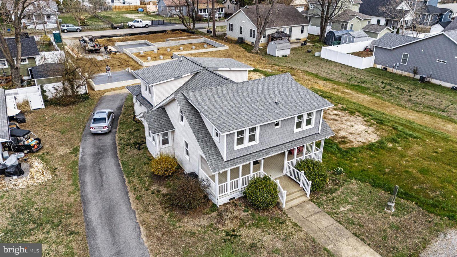 CLASSIC SHORES - Residential