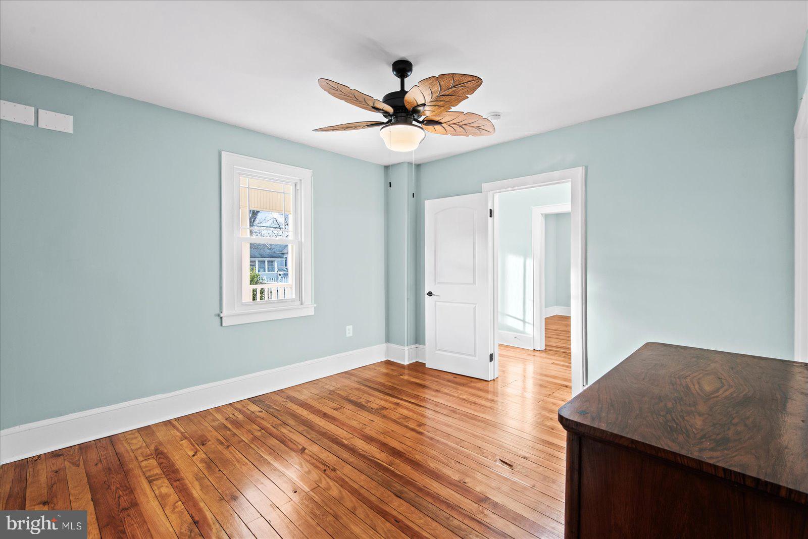 CLASSIC SHORES - Residential