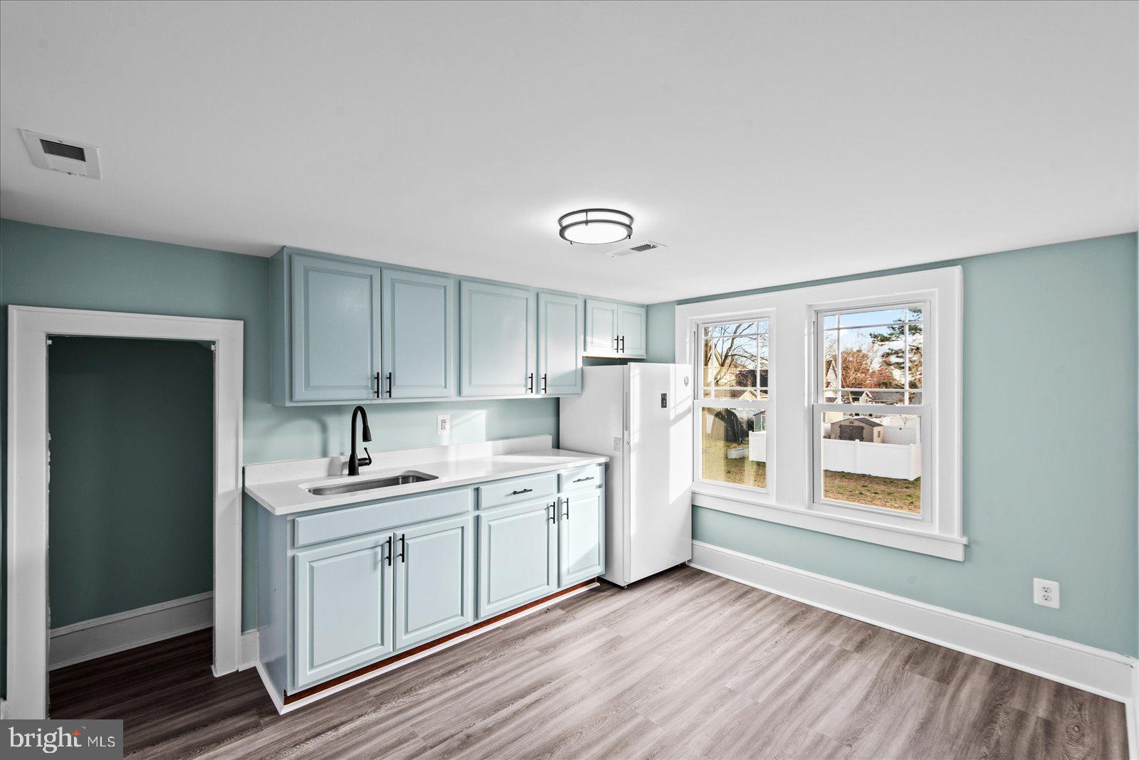 CLASSIC SHORES - Residential