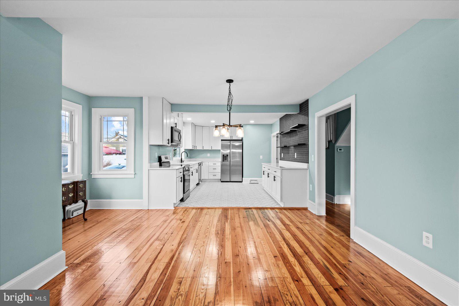 CLASSIC SHORES - Residential