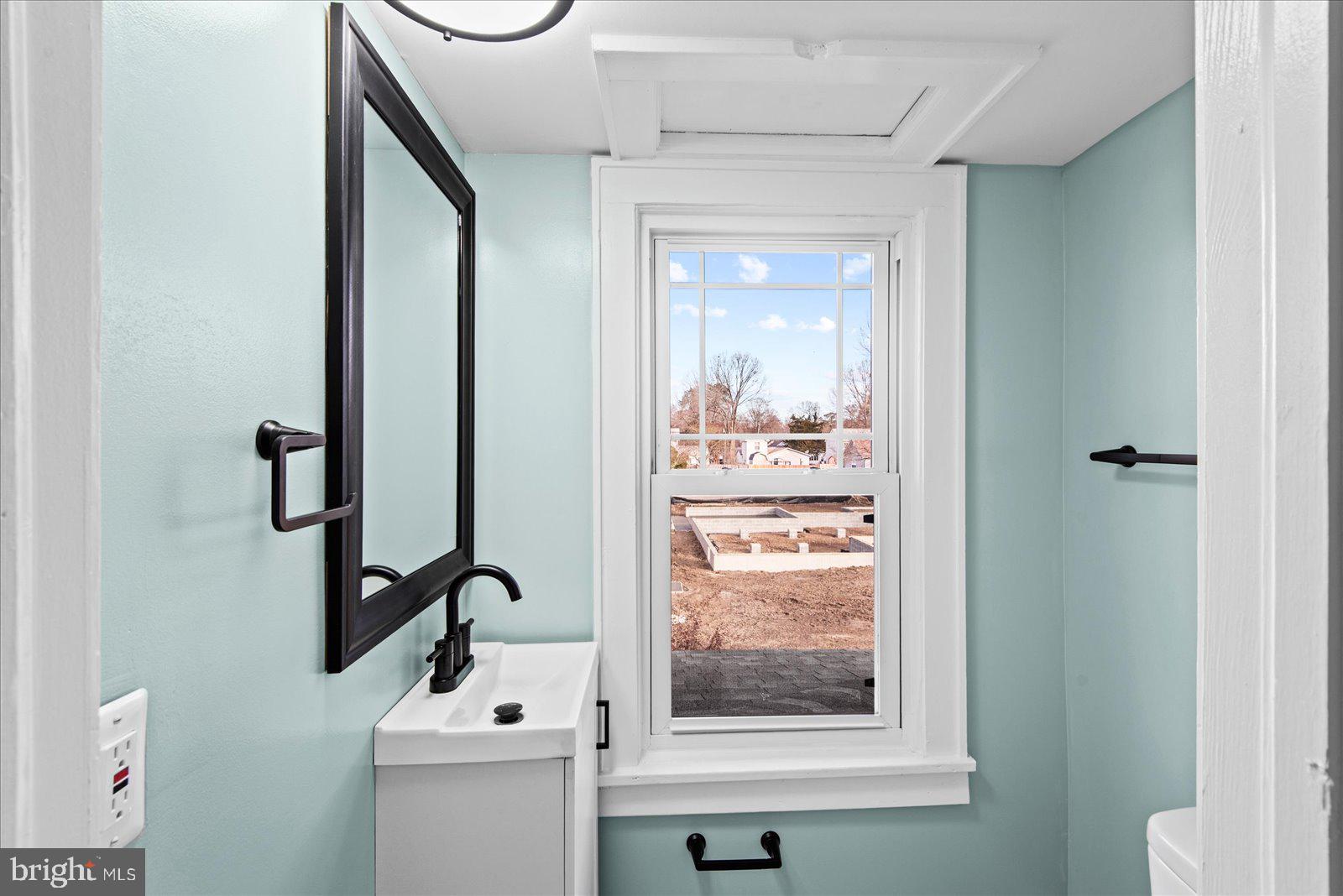 CLASSIC SHORES - Residential